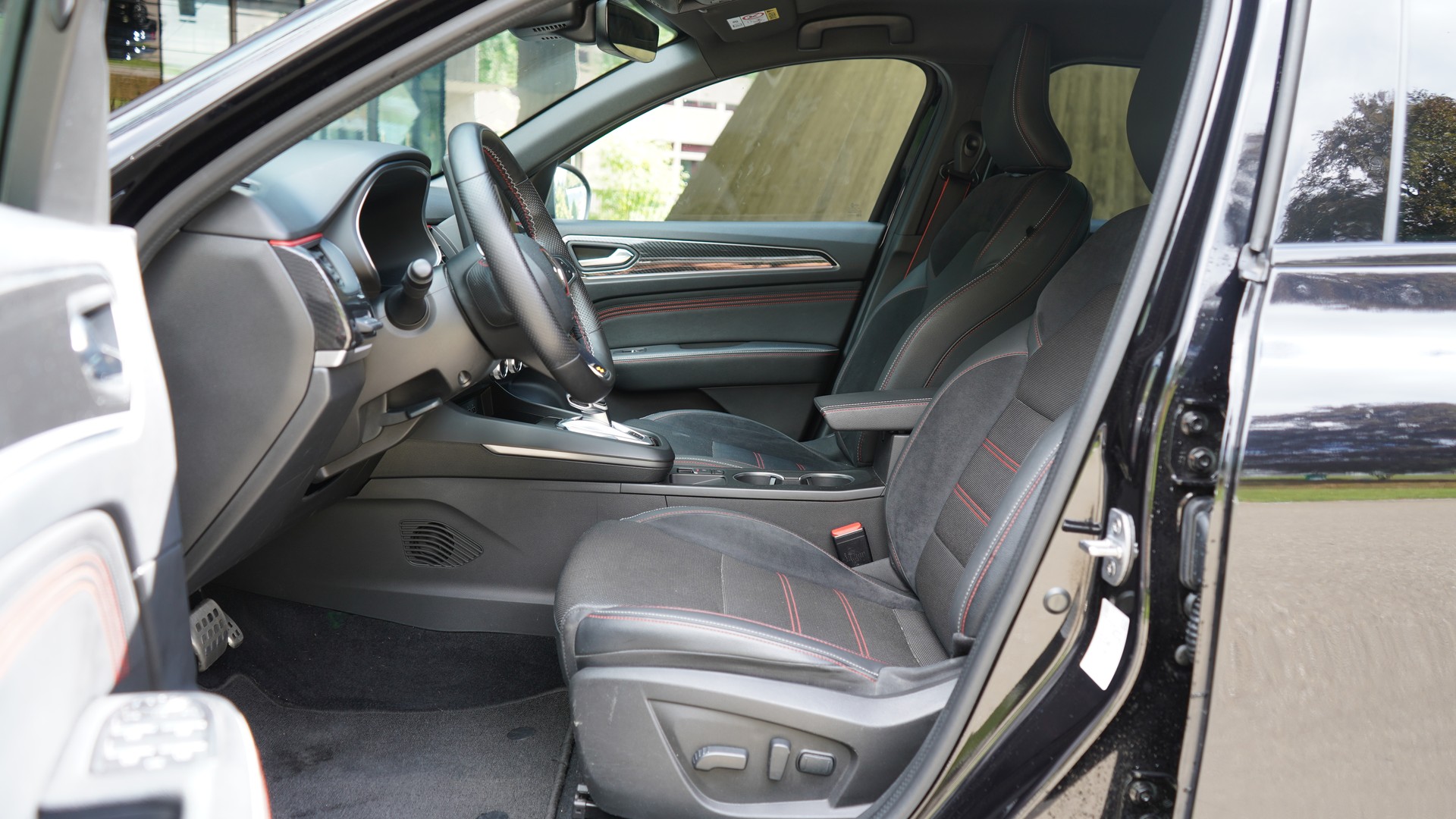 RENAULT Arkana 1.6 E-Tech R.S.Line-image-5