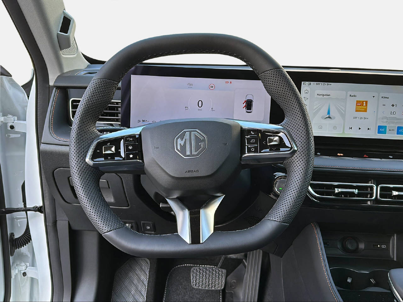 MG MG HS-image-3