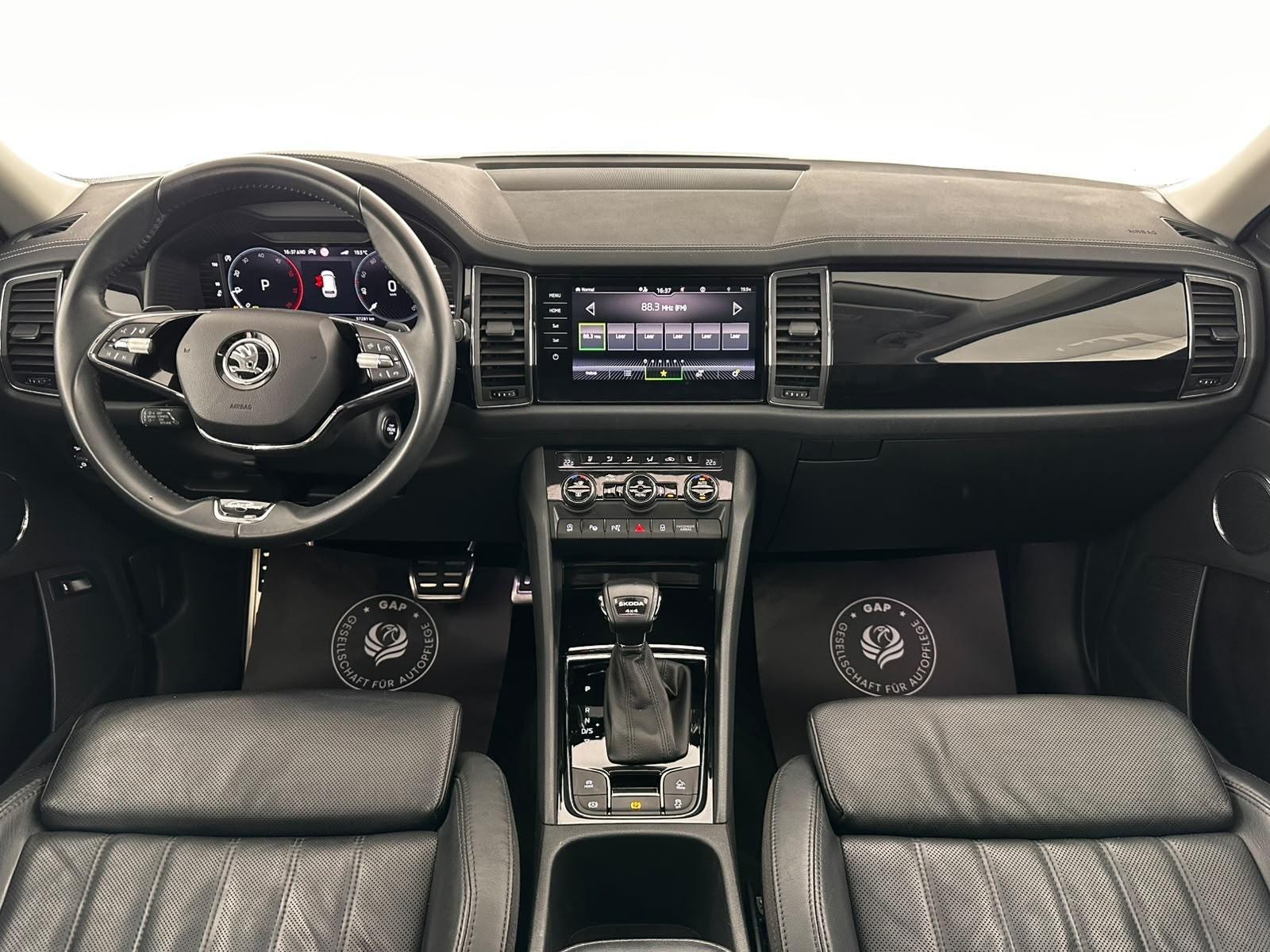 SKODA Kodiaq 2.0 TDI CR L&K 4x4 DSG / 7 Sitz / Panoramadach / Leasing ab 299.--image-5