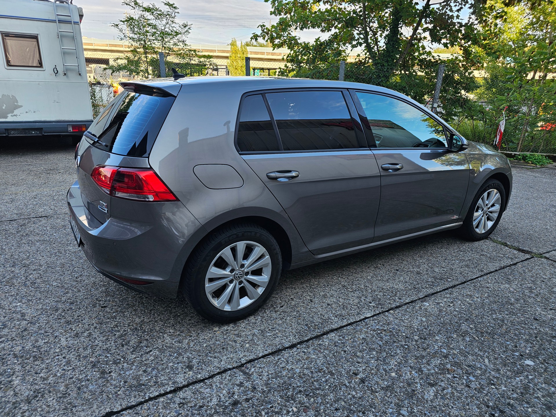 VW Golf 1.6 TDI Comfortline-image-3