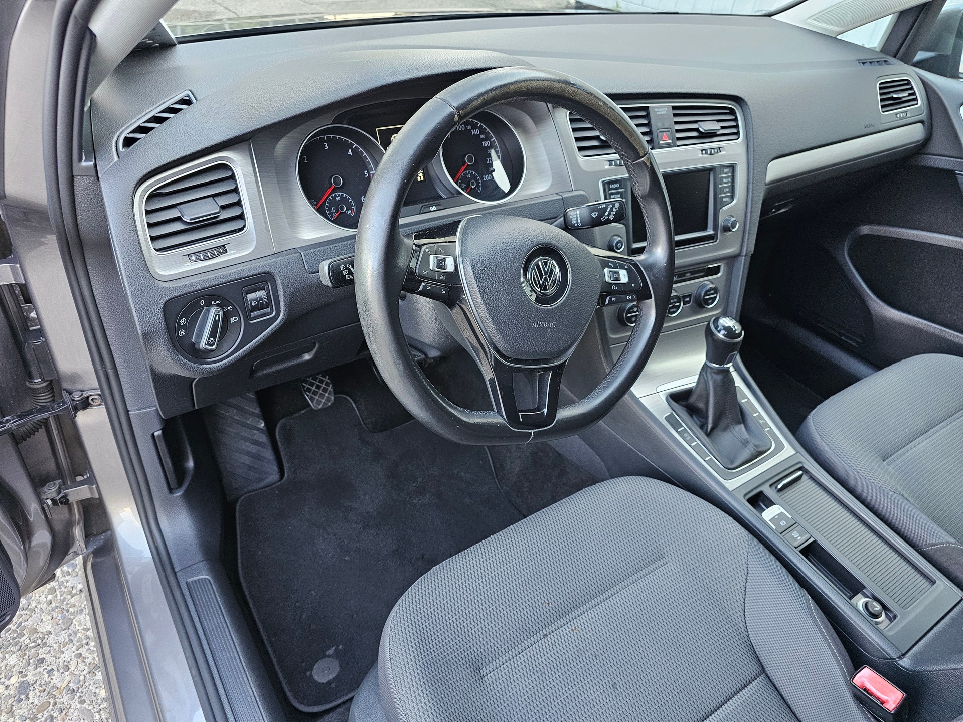 VW Golf 1.6 TDI Comfortline-image-8
