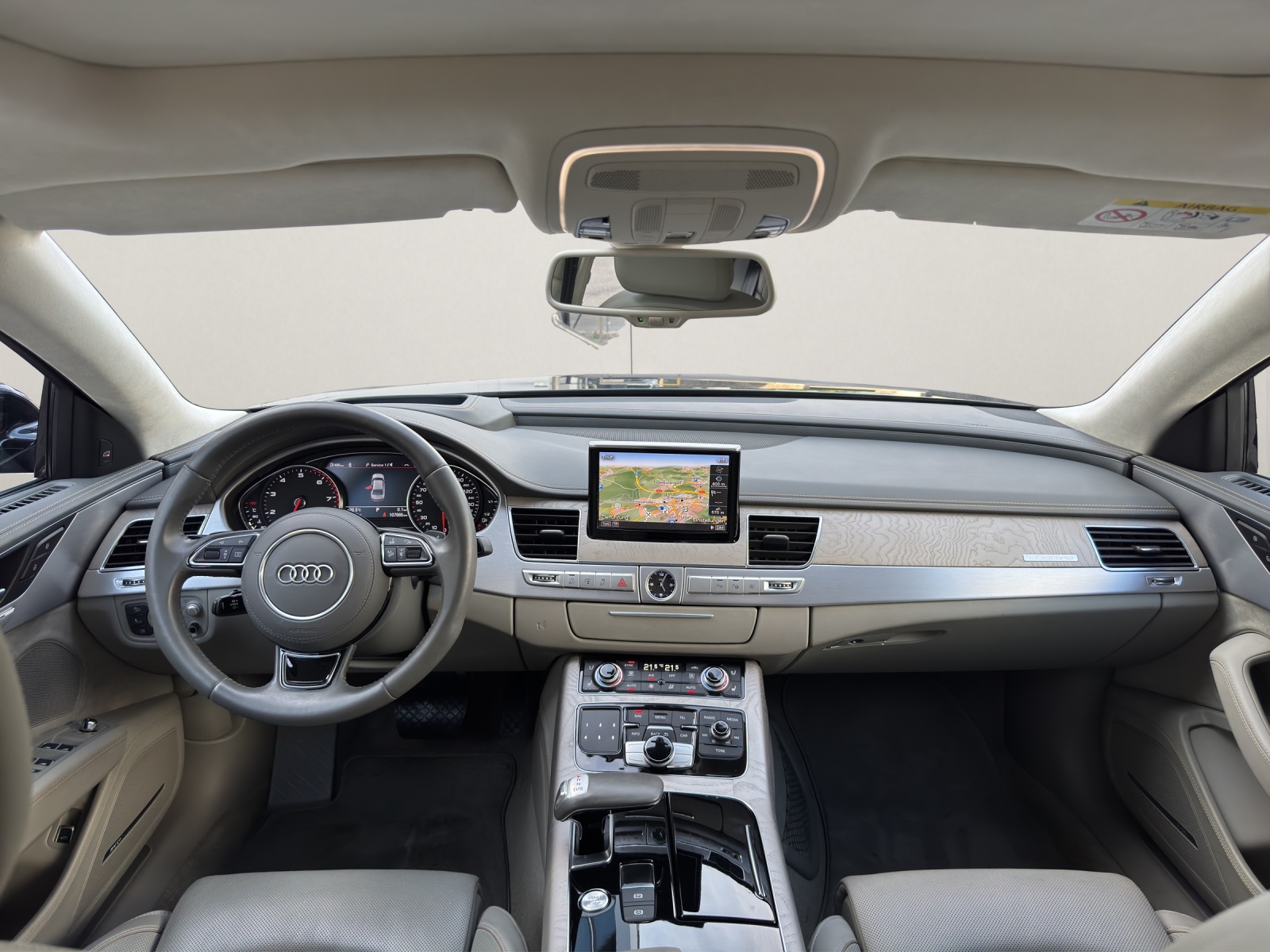 AUDI A8 4.0 TFSI V8 quattro tiptronic-image-9