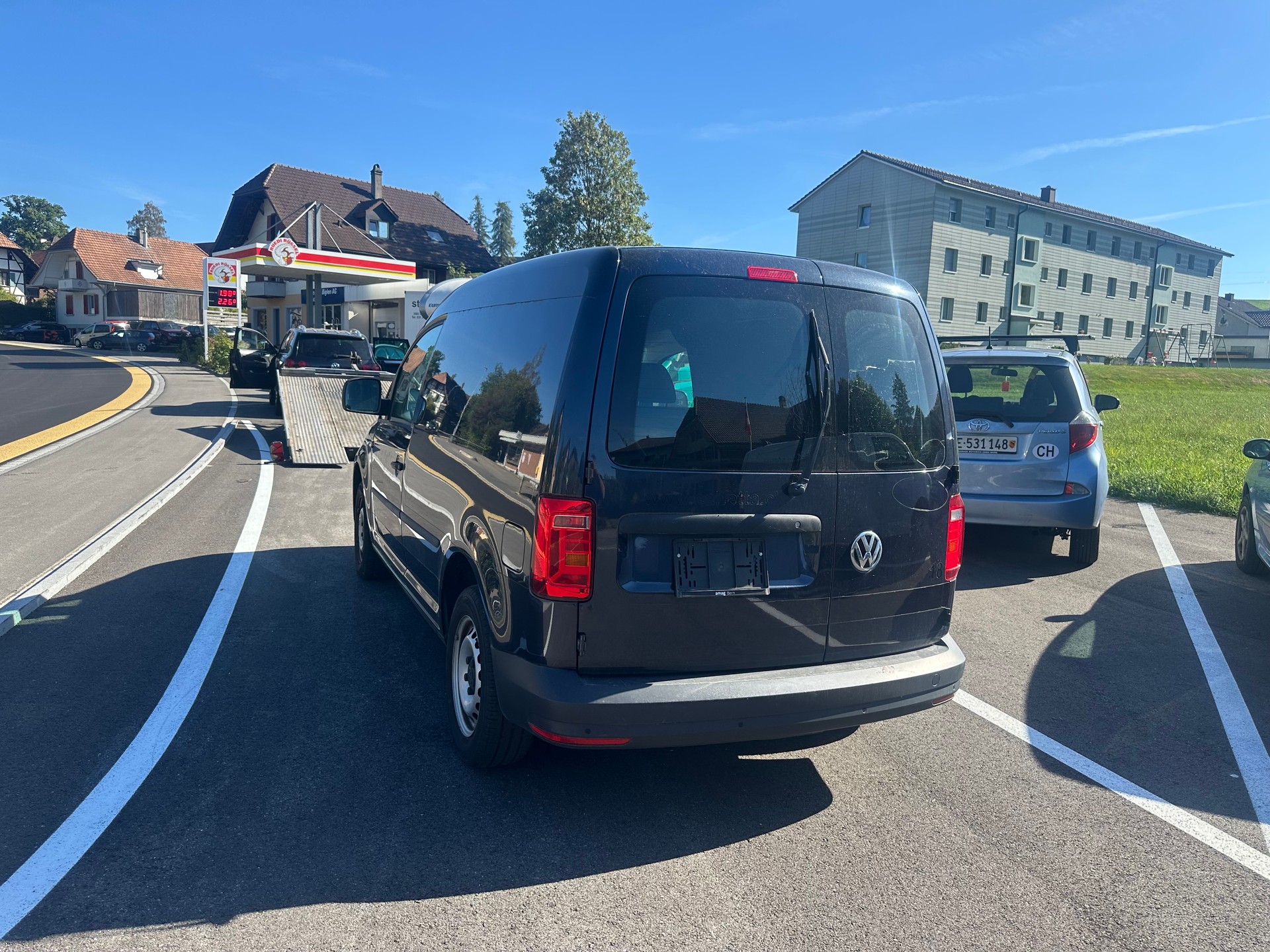 VW Caddy 1.2 TSI BlueMotion Technology-image-9