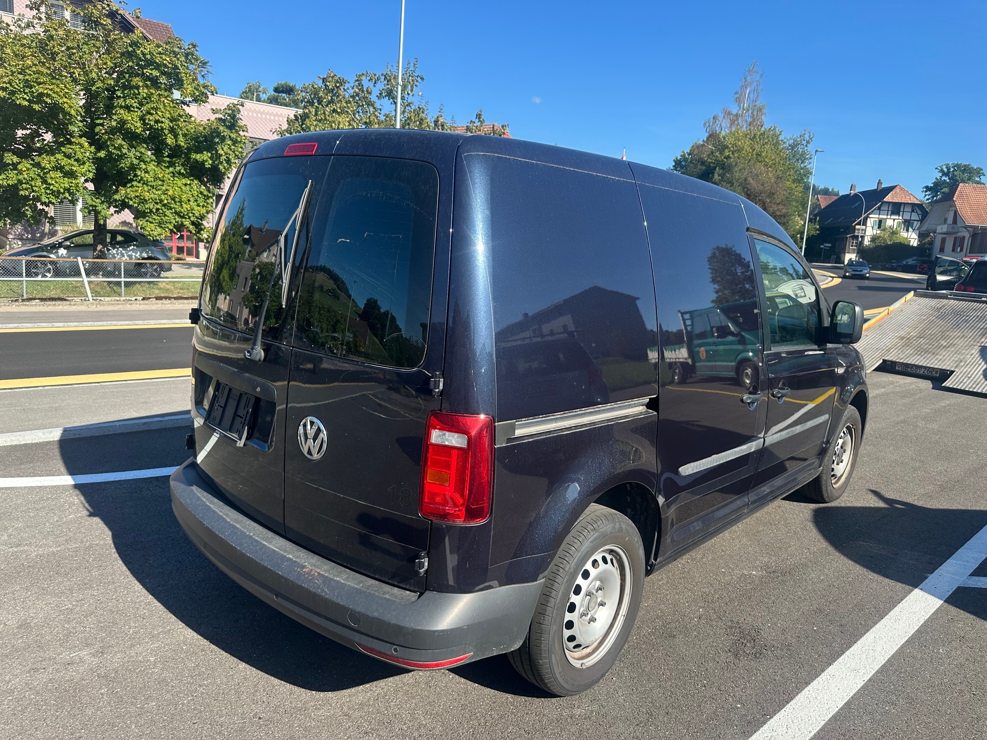 VW Caddy 1.2 TSI BlueMotion Technology-image-1
