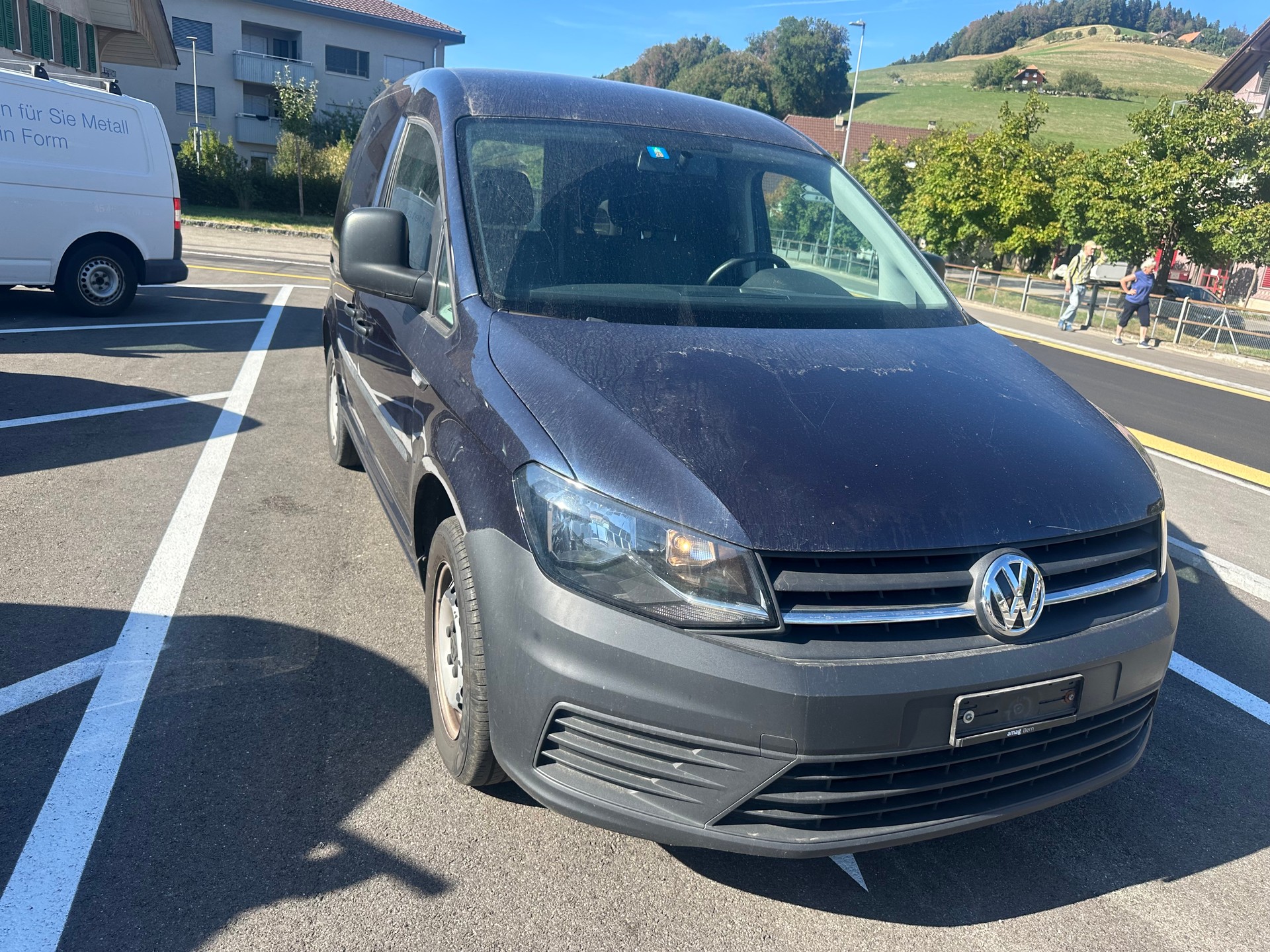 VW Caddy 1.2 TSI BlueMotion Technology-image-0