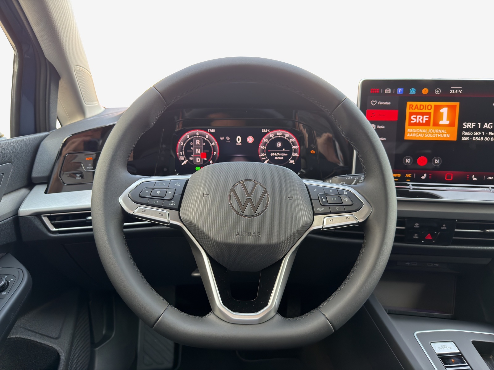 VW Golf UNITED 1.5eTSI 115PS-image-9