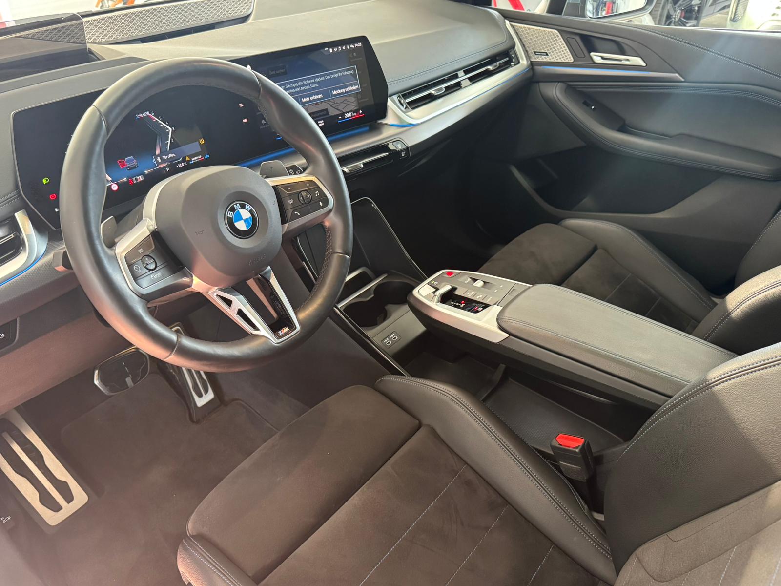 BMW 218d Active Tourer M Sport DKG-image-11