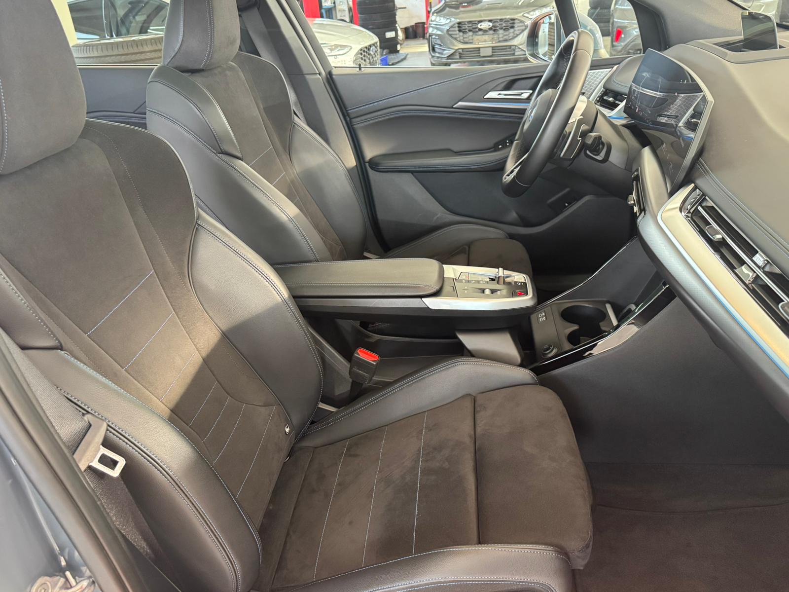 BMW 218d Active Tourer M Sport DKG-image-13