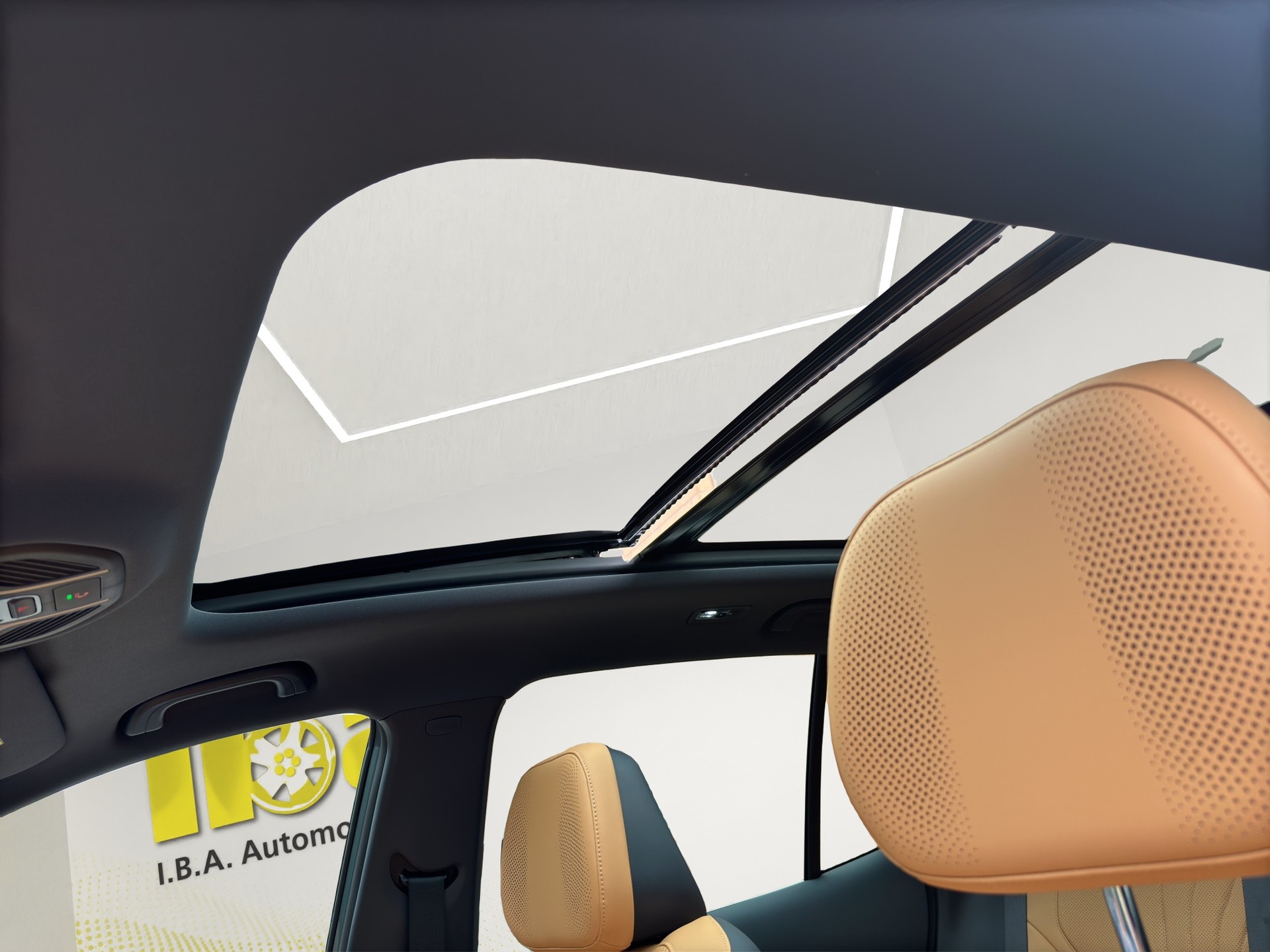 GEELY EM-i Max+ PHEV-image-15