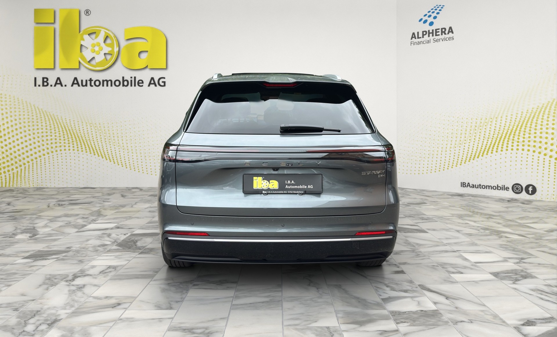 GEELY EM-i Max+ PHEV-showroom-element-3