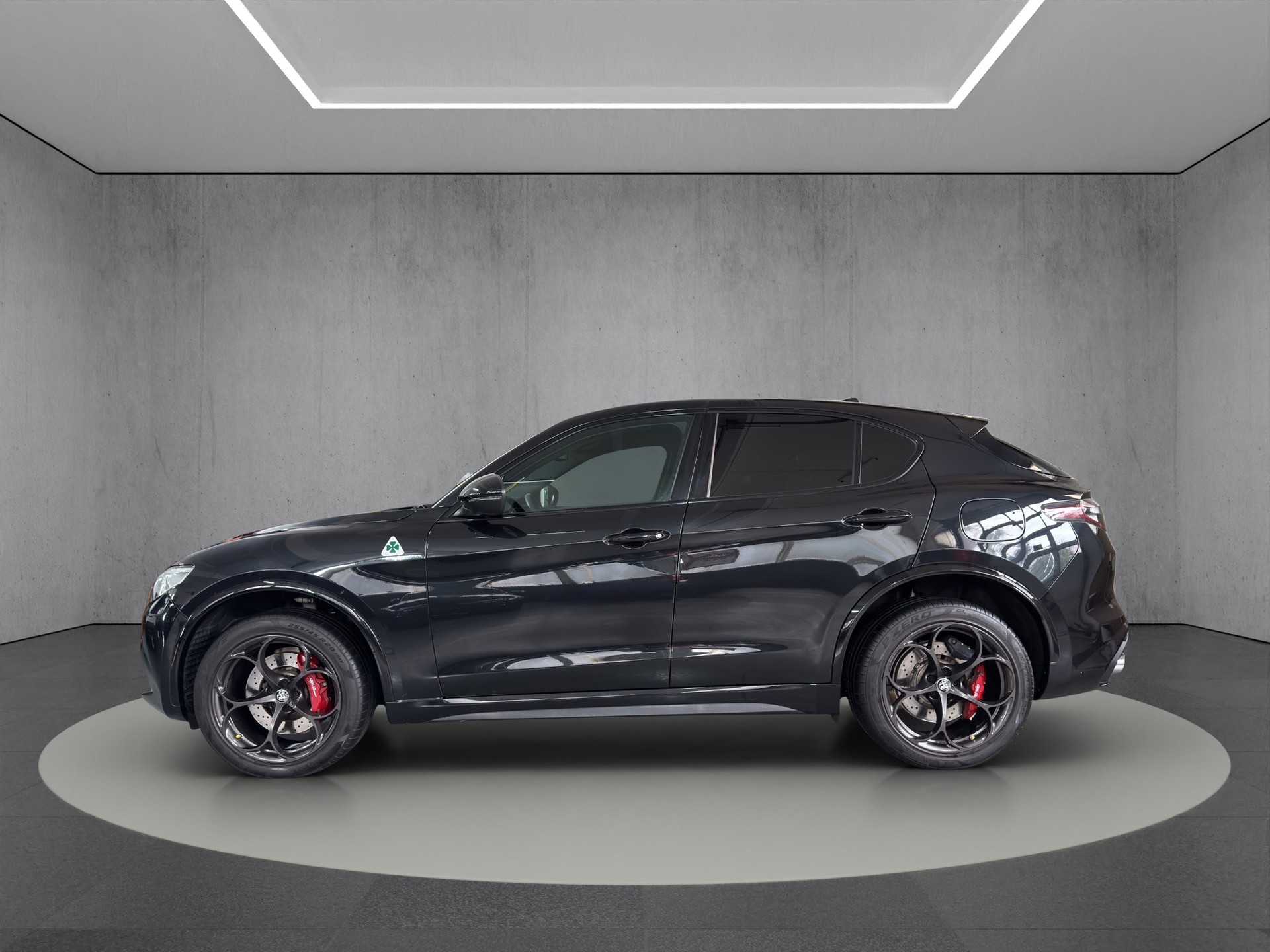 ALFA ROMEO Stelvio 2.9 V6 Quadrifoglio Q4 AT8 "ADASD Plus Paket"-showroom-element-2