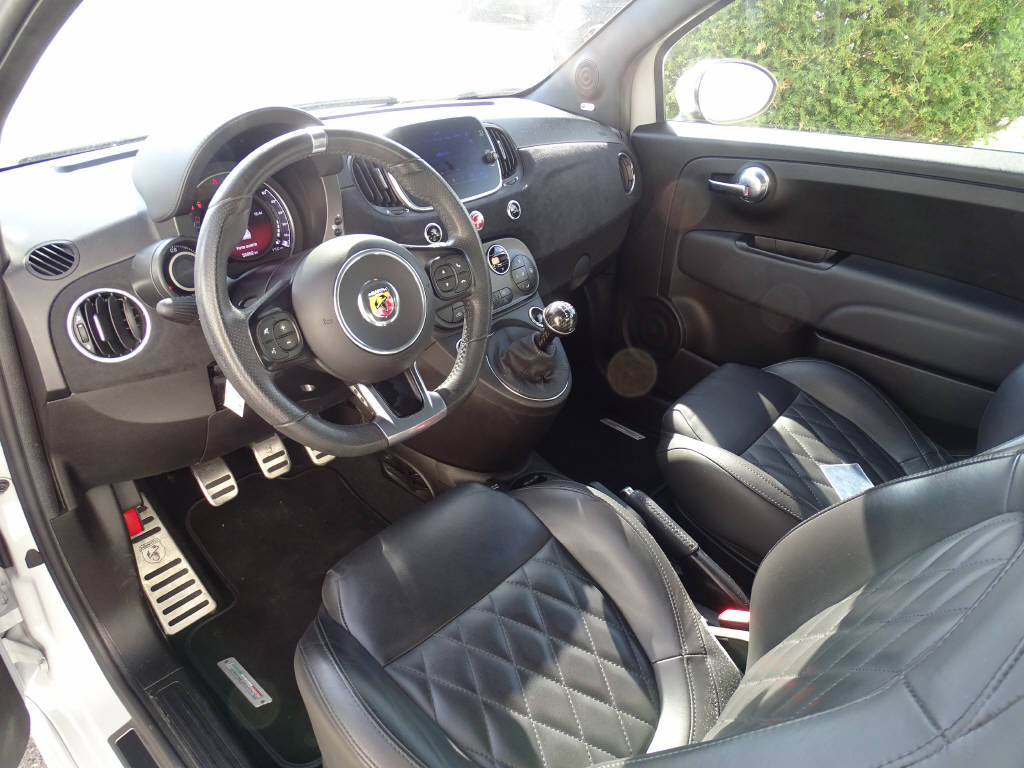 FIAT 595 Abarth 1.4 T-Jet 165 Turismo-image-4