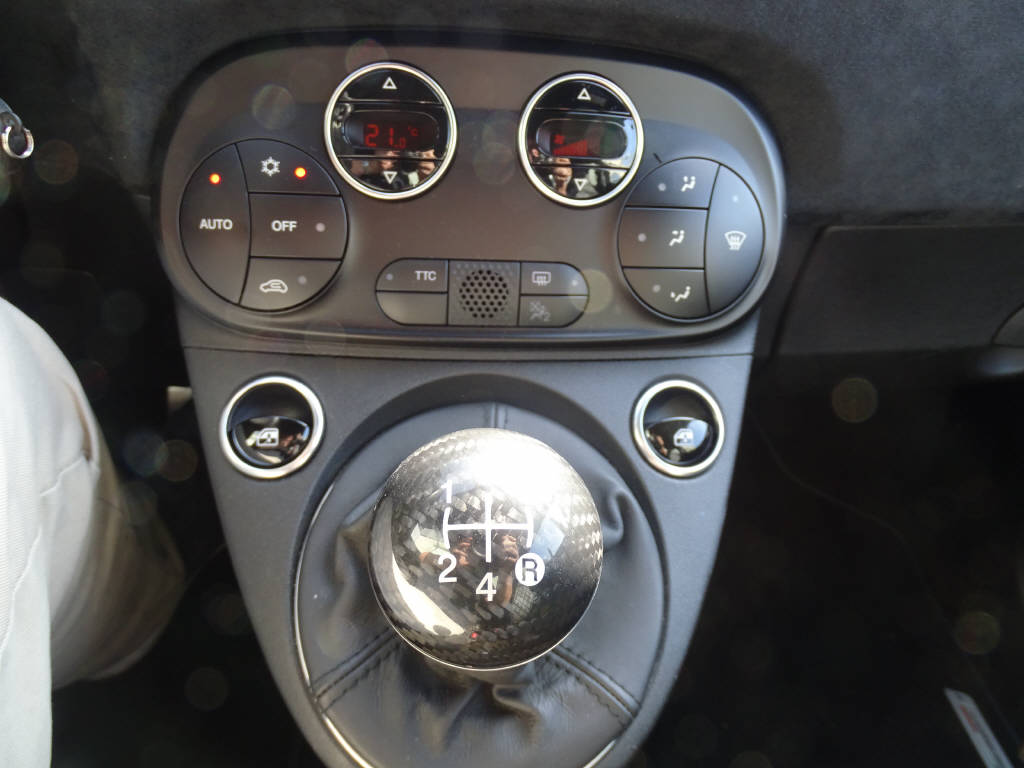 FIAT 595 Abarth 1.4 T-Jet 165 Turismo-image-11