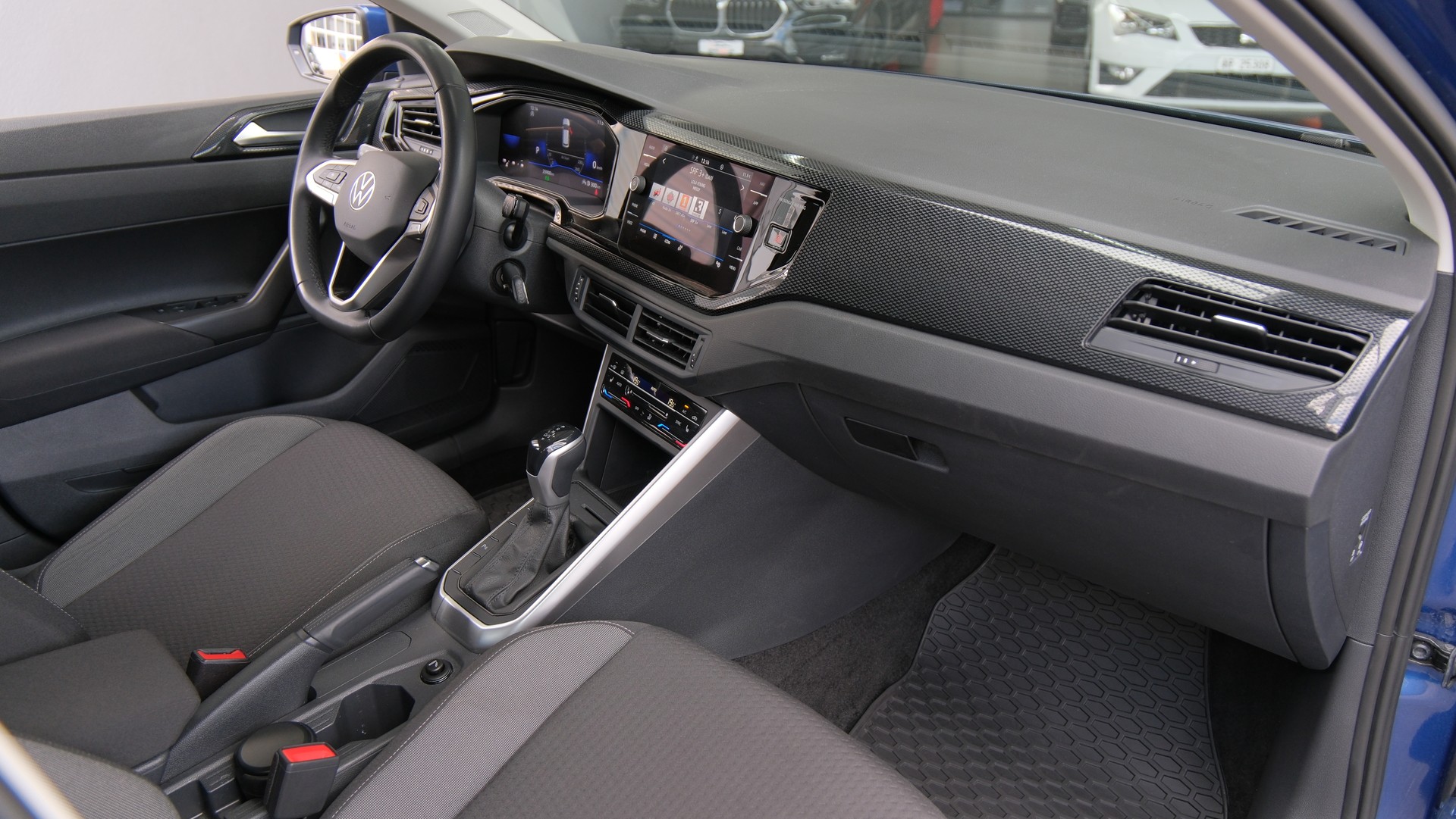 VW Polo 1.0 TSI Life DSG-image-13