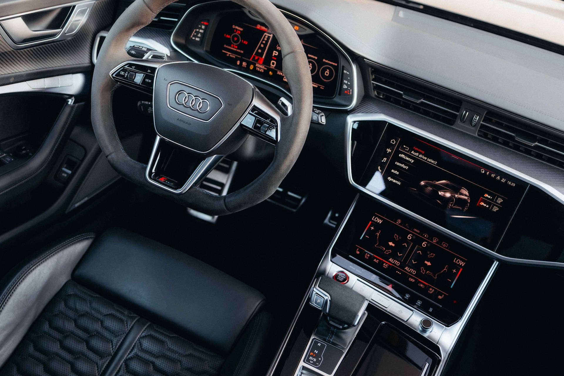 AUDI 4.0 V8 TFSI quattro T-Tronic-image-16