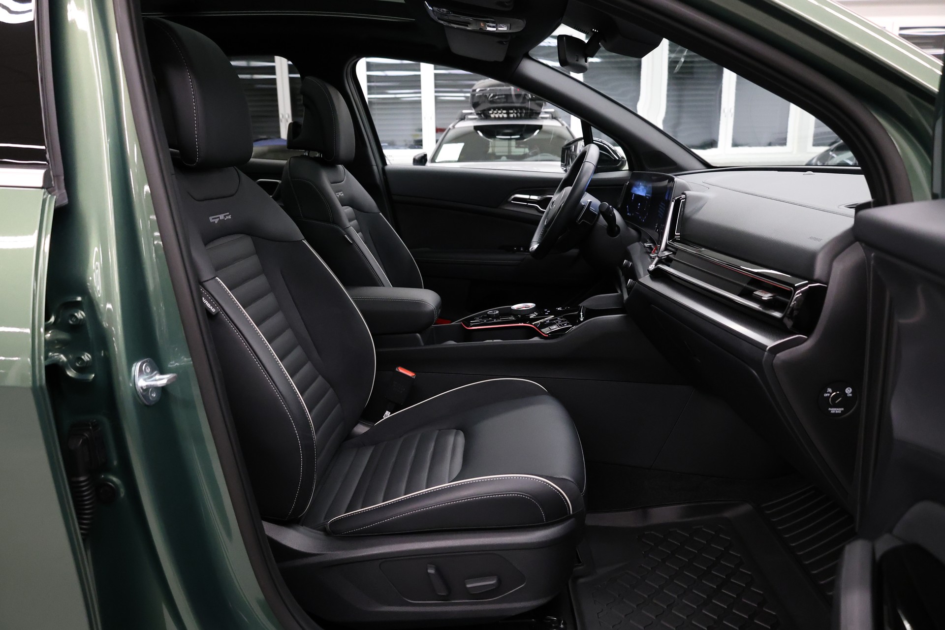 KIA Sportage 1.6 T-GDi GT-Line-image-17