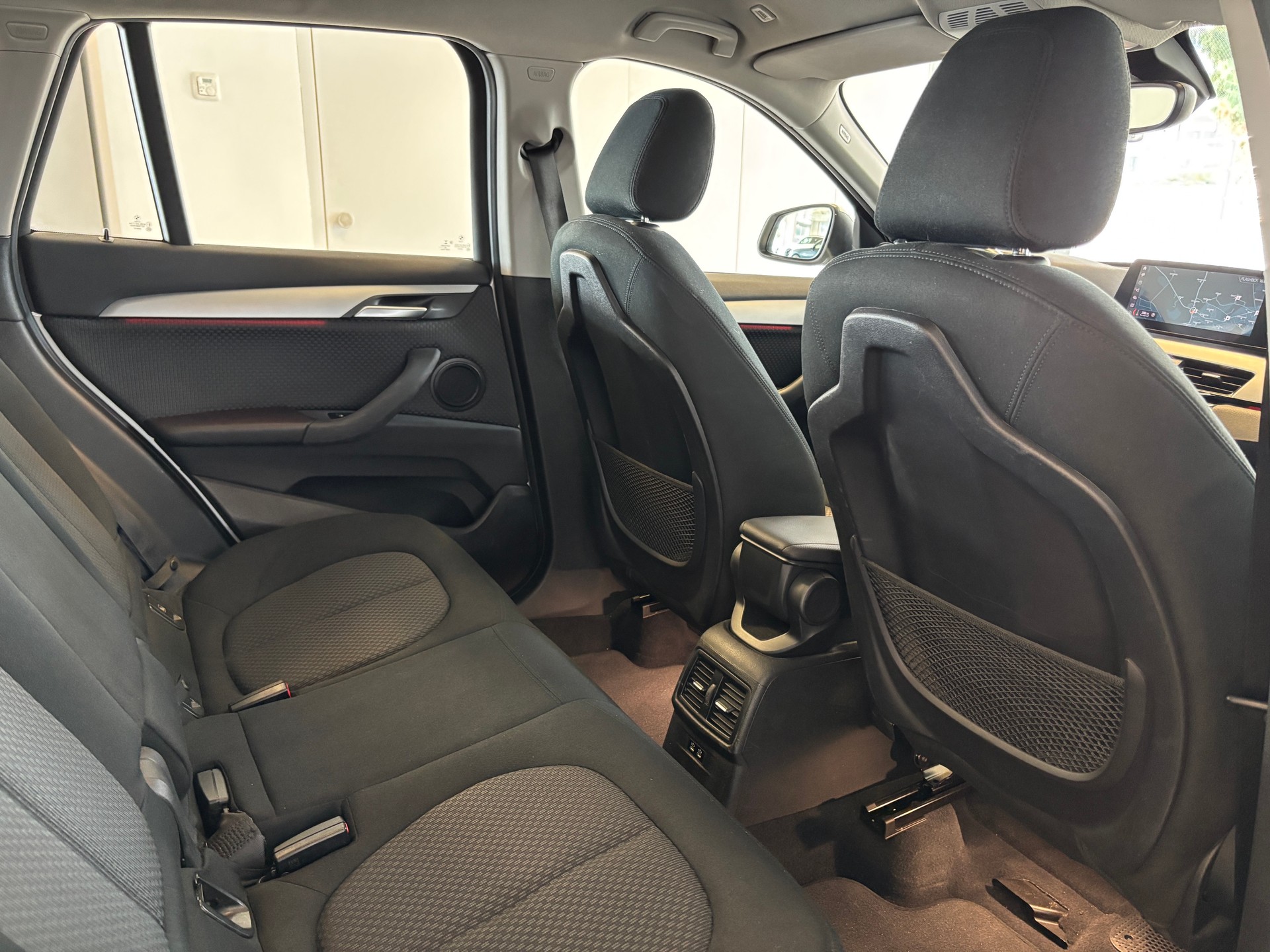 BMW X1 xDrive 25e Travel Edition Steptronic-image-10