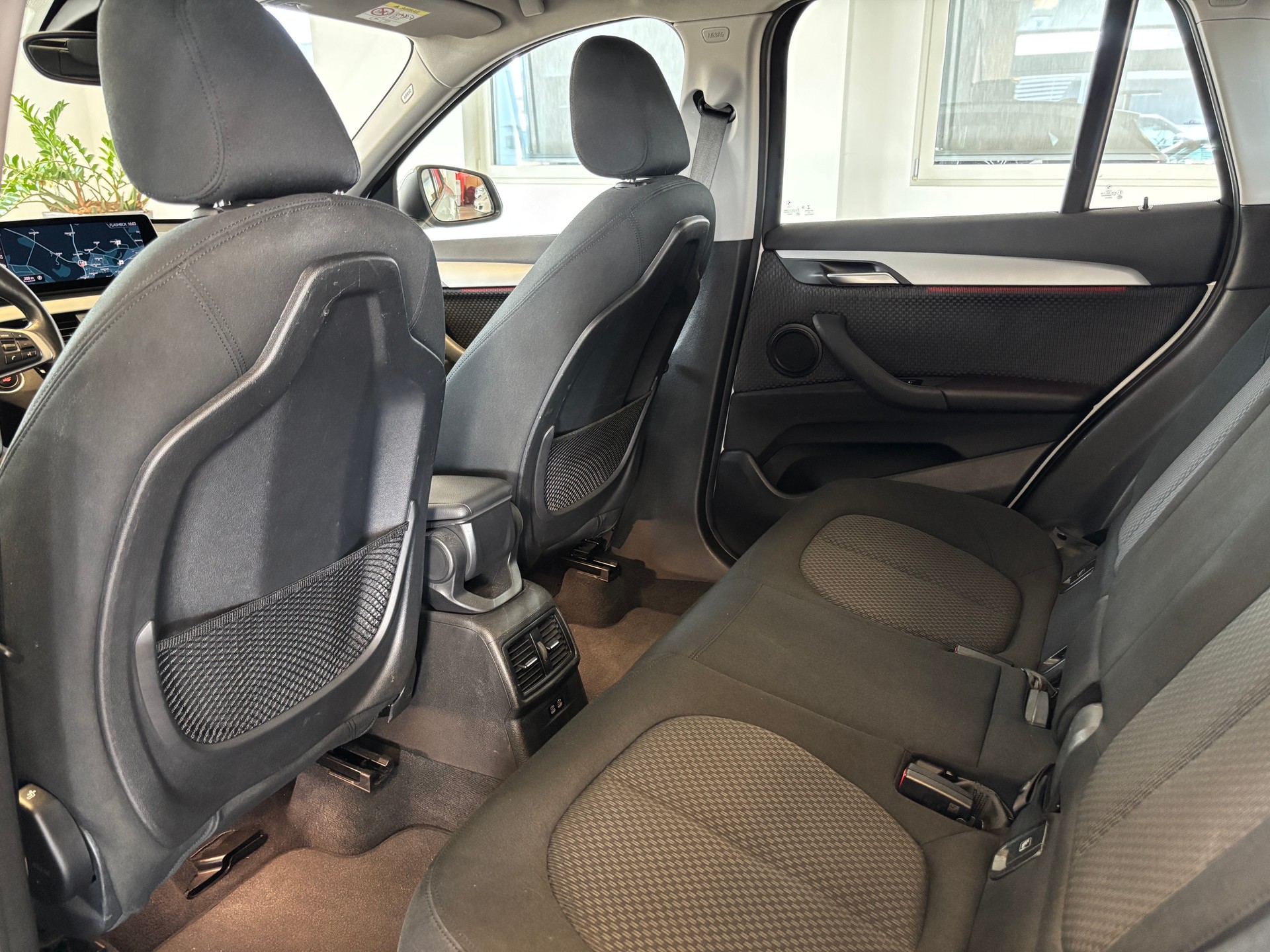 BMW X1 xDrive 25e Travel Edition Steptronic-image-11