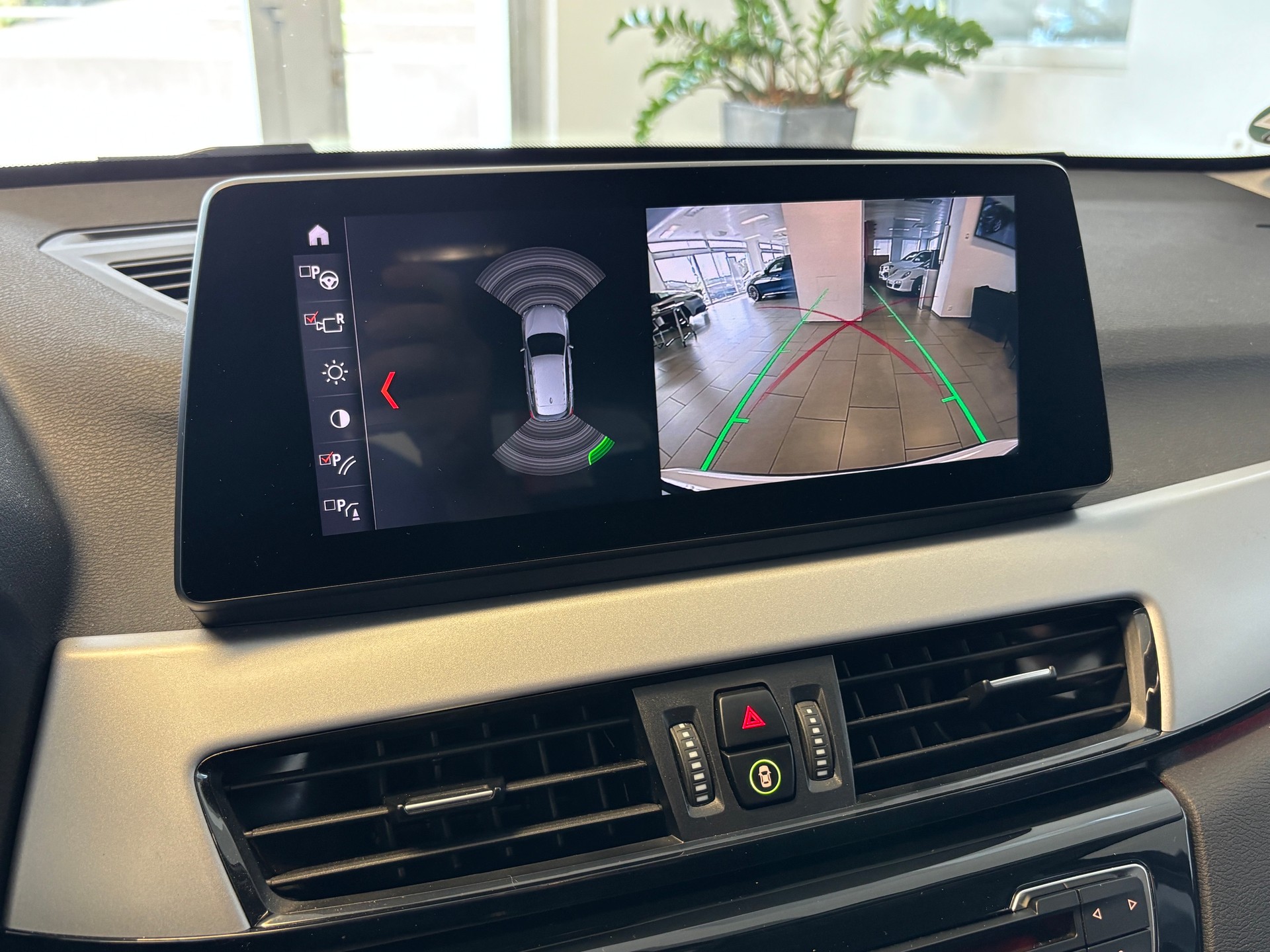 BMW X1 xDrive 25e Travel Edition Steptronic-image-14