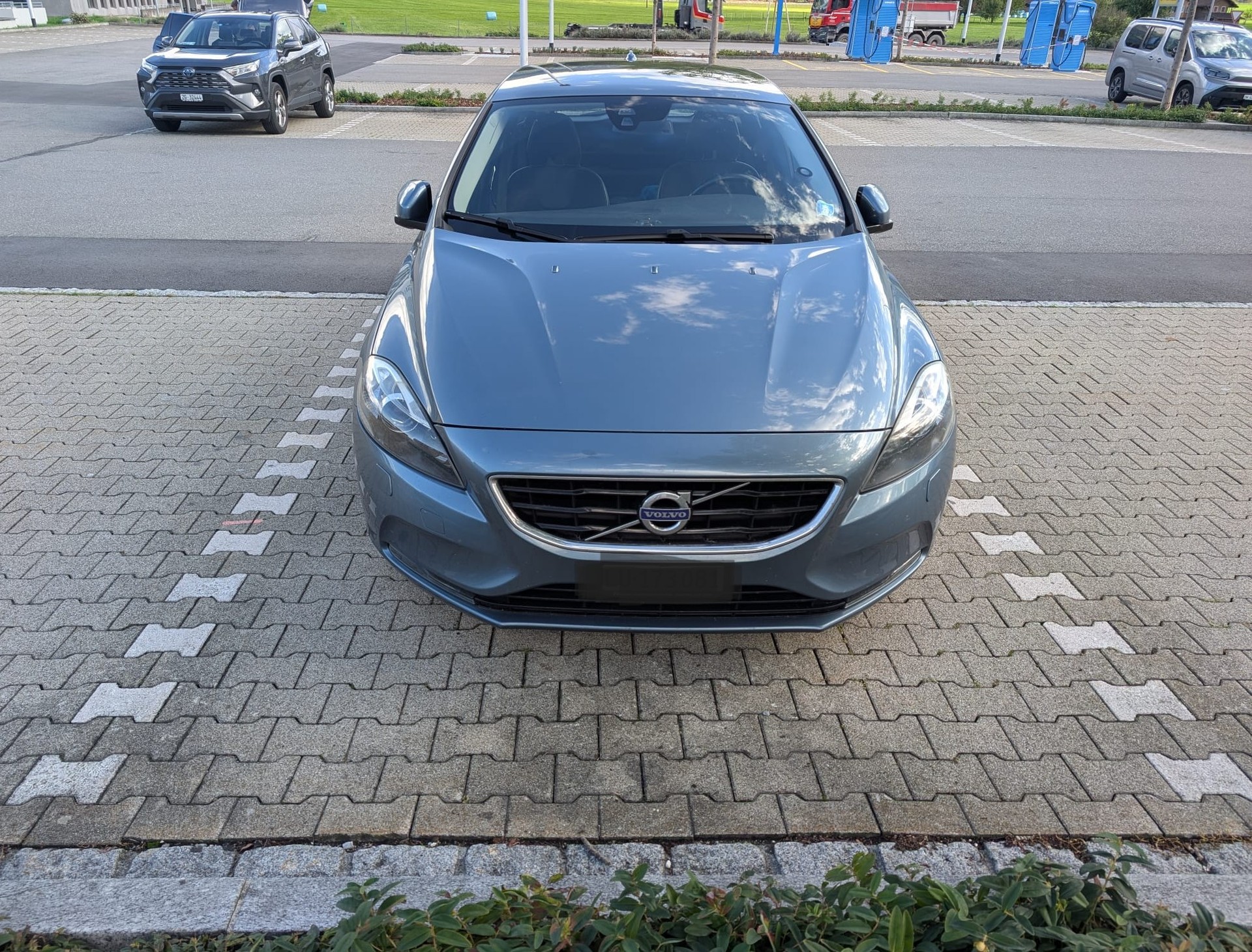 VOLVO 1.6 D2 Momentum S/S-image-1