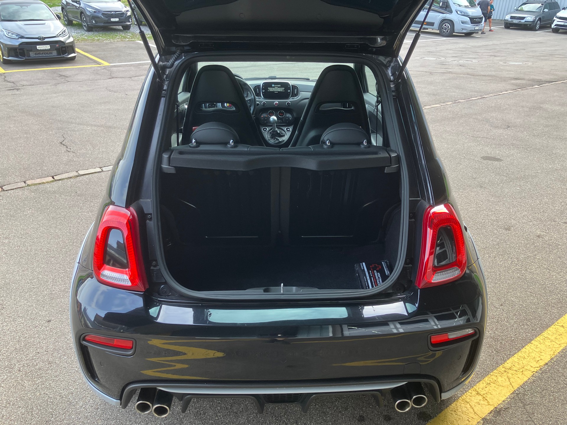 FIAT 695 1.4 16V Turbo Abarth 70 Anniversario-image-5