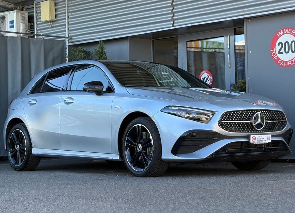 MERCEDES-BENZ A 250e AMG Line-image-1