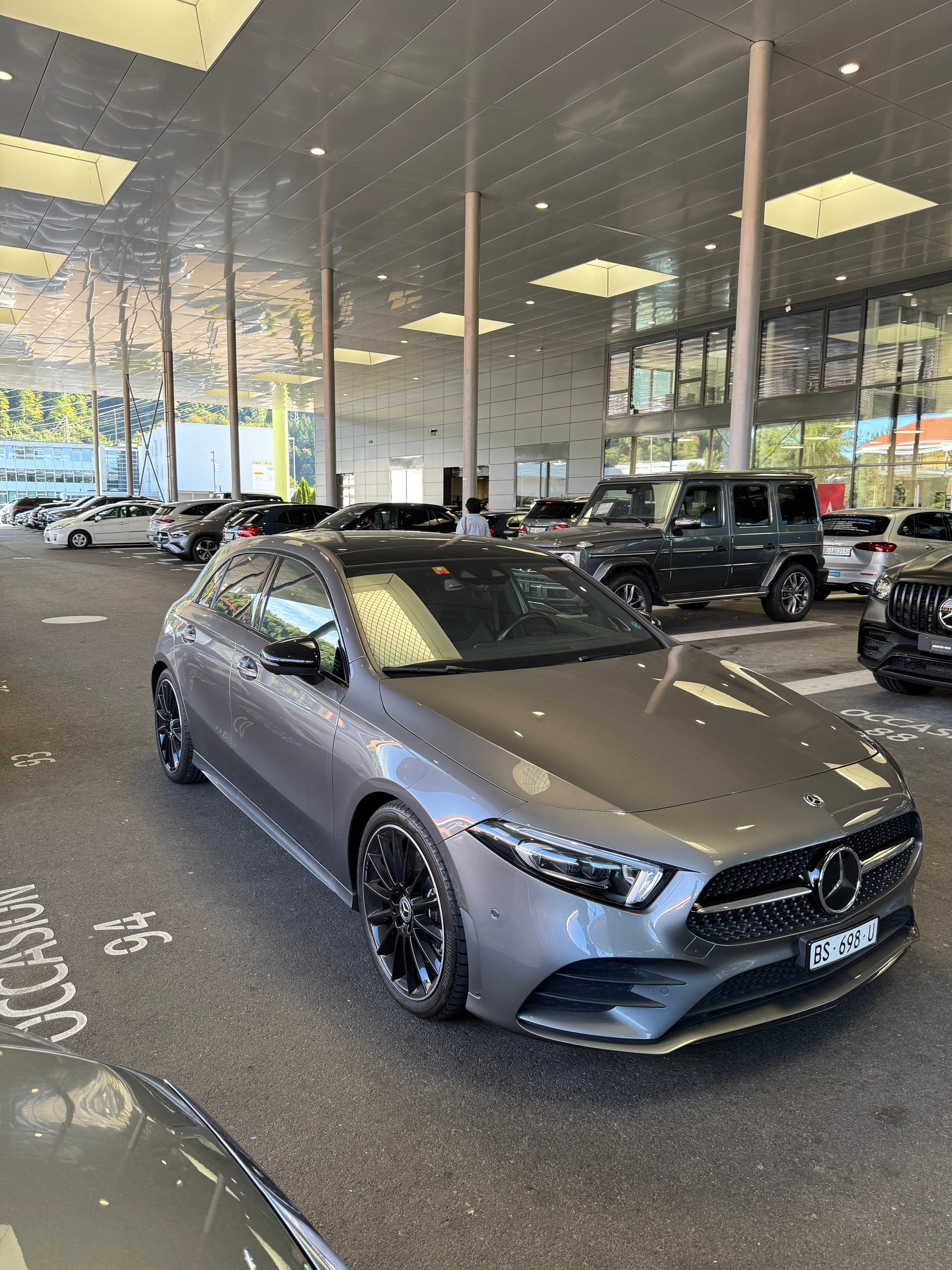 MERCEDES-BENZ A 250 AMG Line-image-2