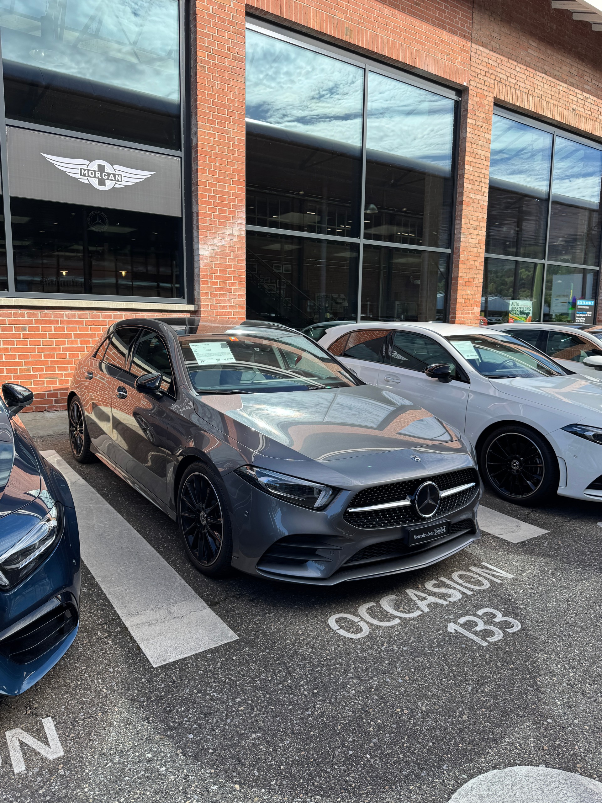 MERCEDES-BENZ A 250 AMG Line-image-0