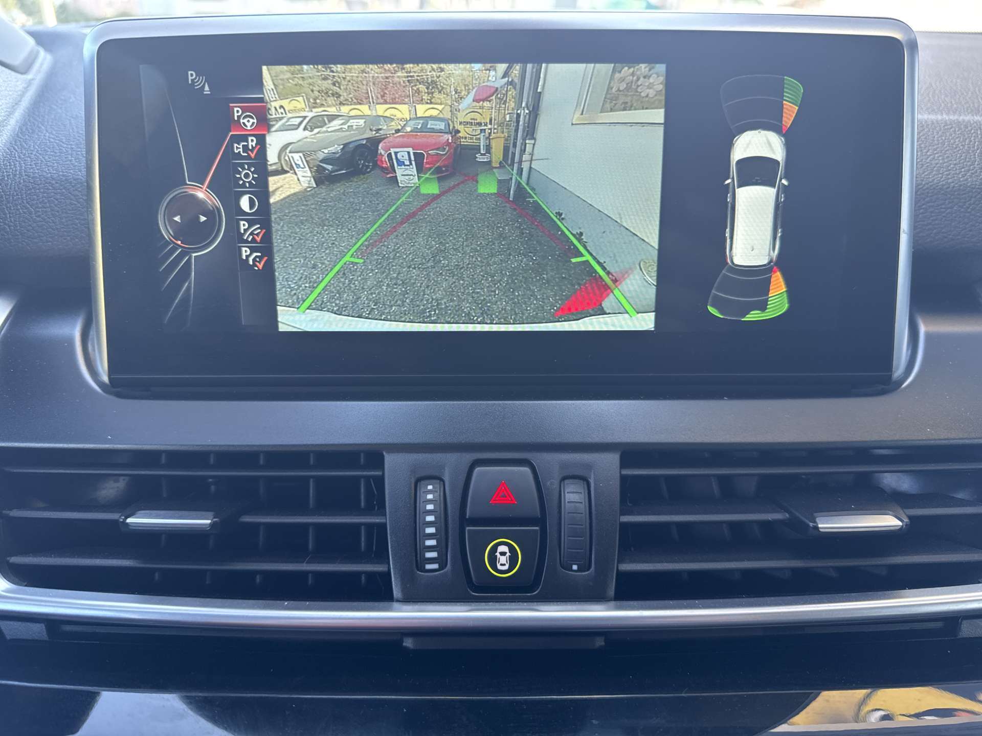 BMW 218d Gran Tourer M Sport 7-Plätzer Steptronic-Automat-image-10