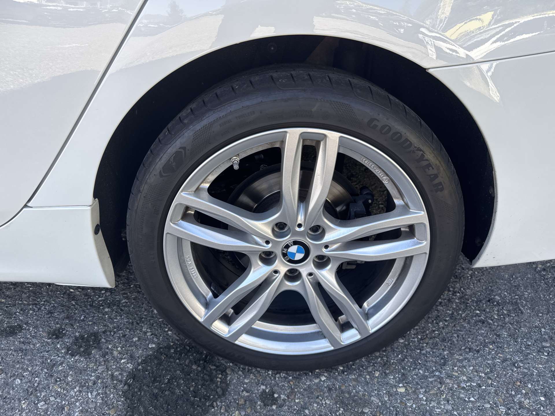 BMW 218d Gran Tourer M Sport 7-Plätzer Steptronic-Automat-image-9
