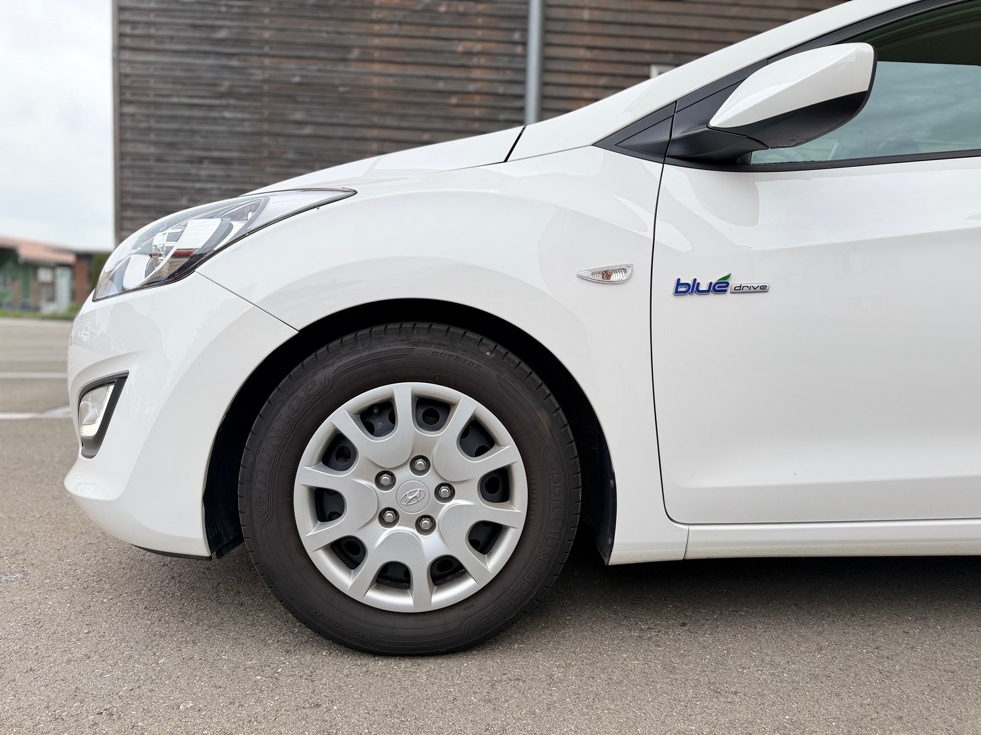 HYUNDAI i30 Wagon 1.4 Comfort-image-6