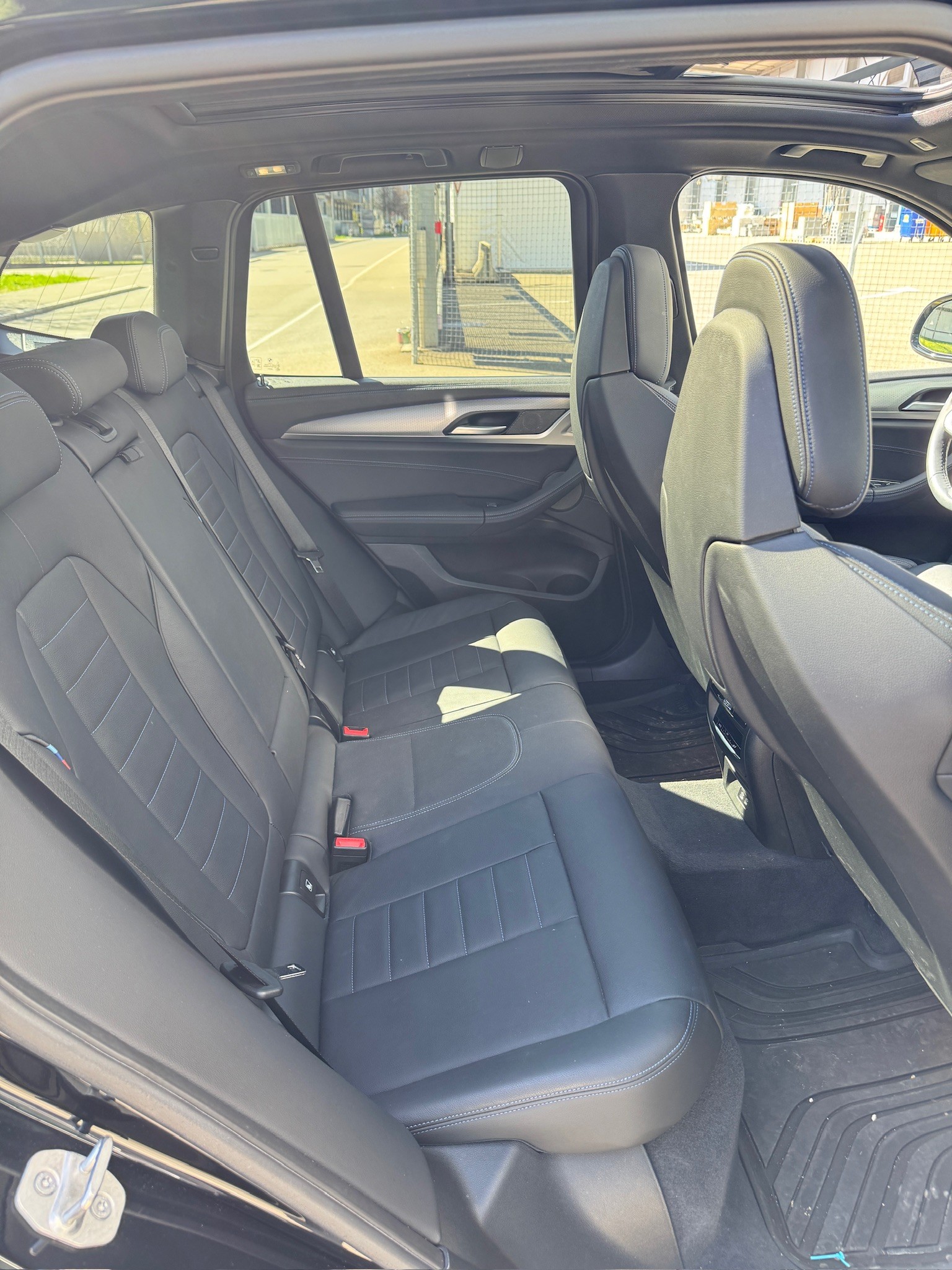 BMW 30d xDrive-image-4
