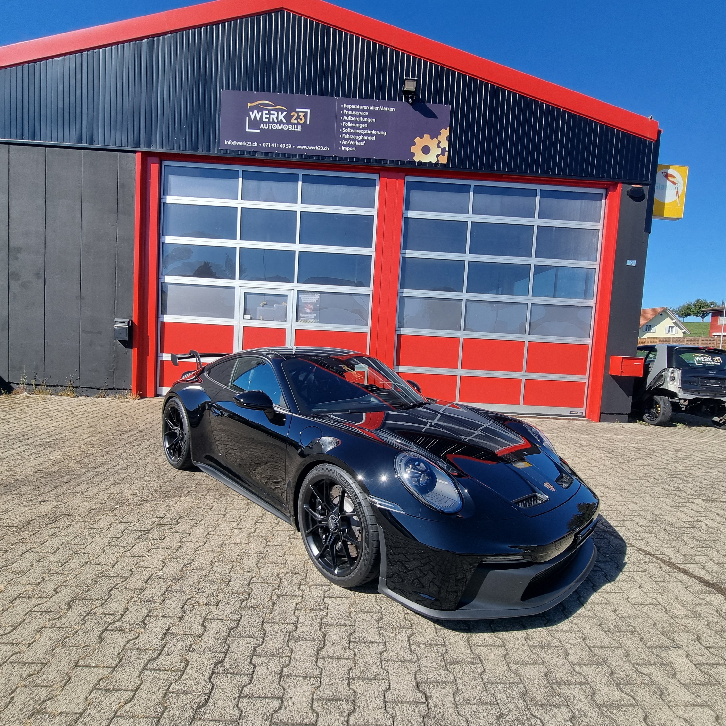 Car photo