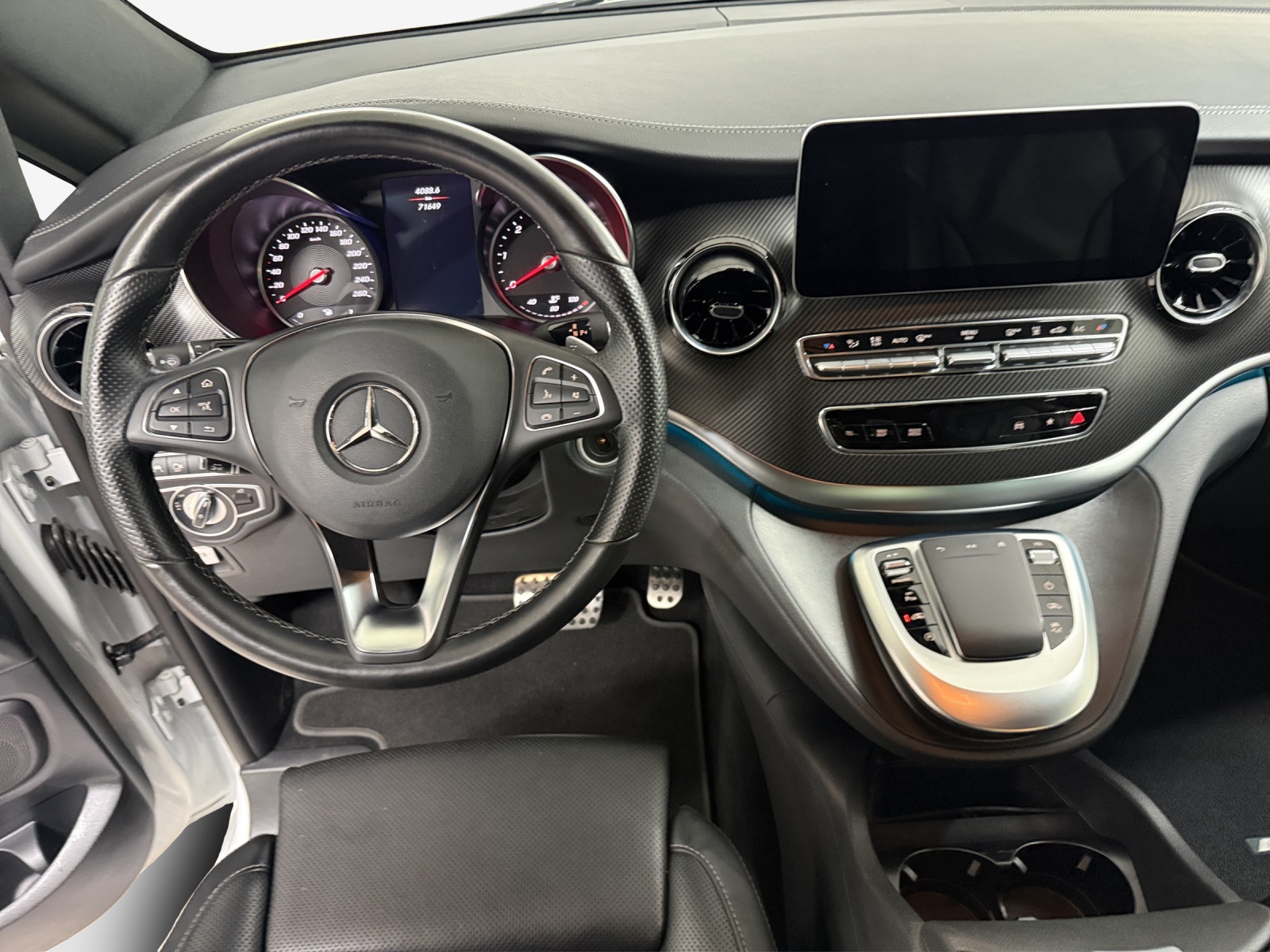 MERCEDES-BENZ V 300 d lang Avantgarde 4Matic 9G-Tronic-image-8