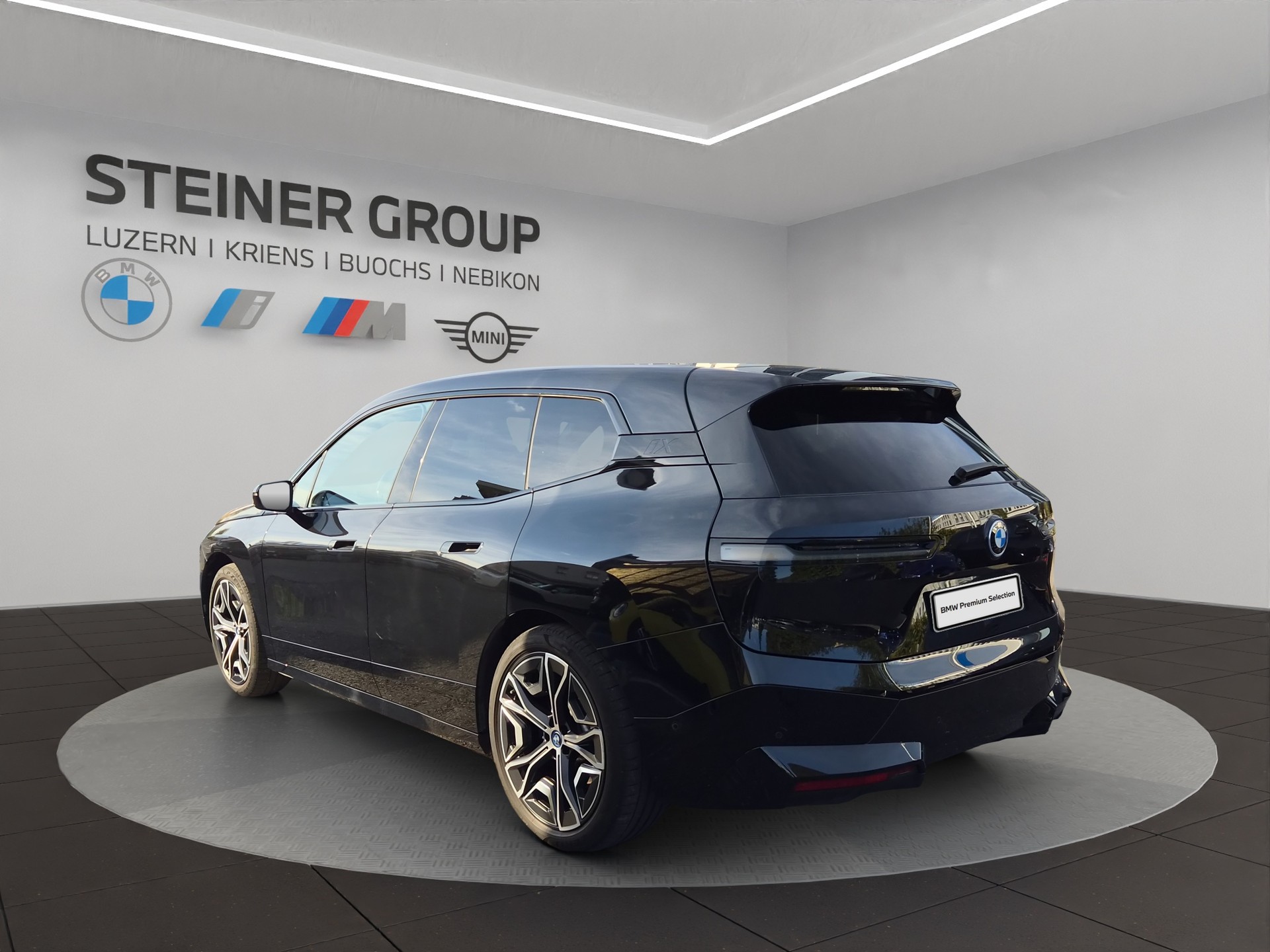 BMW iX xDrive40-image-7