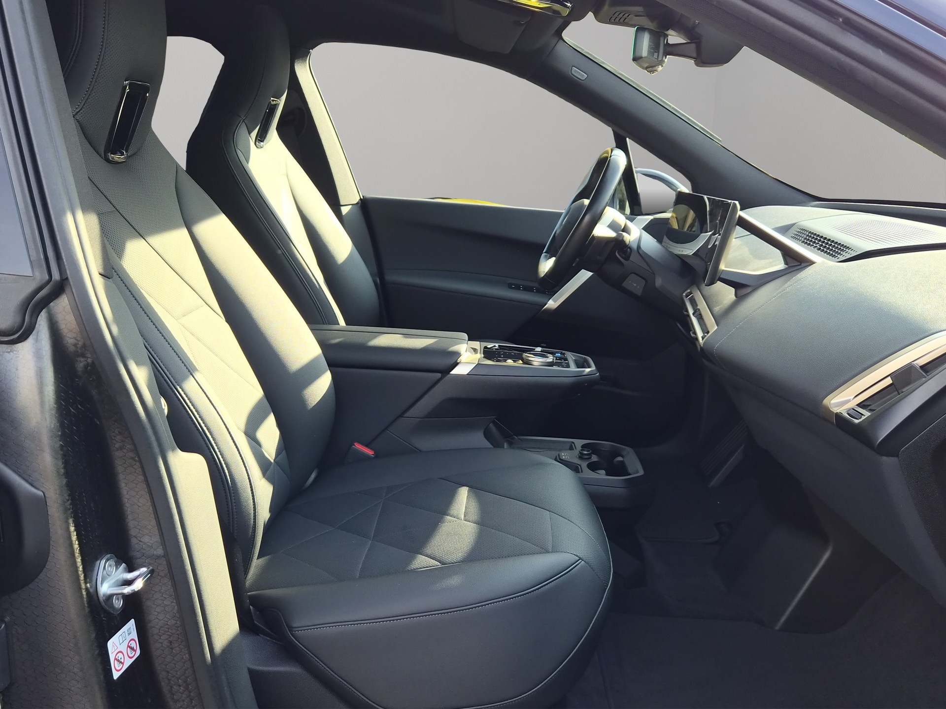 BMW iX xDrive40-image-21