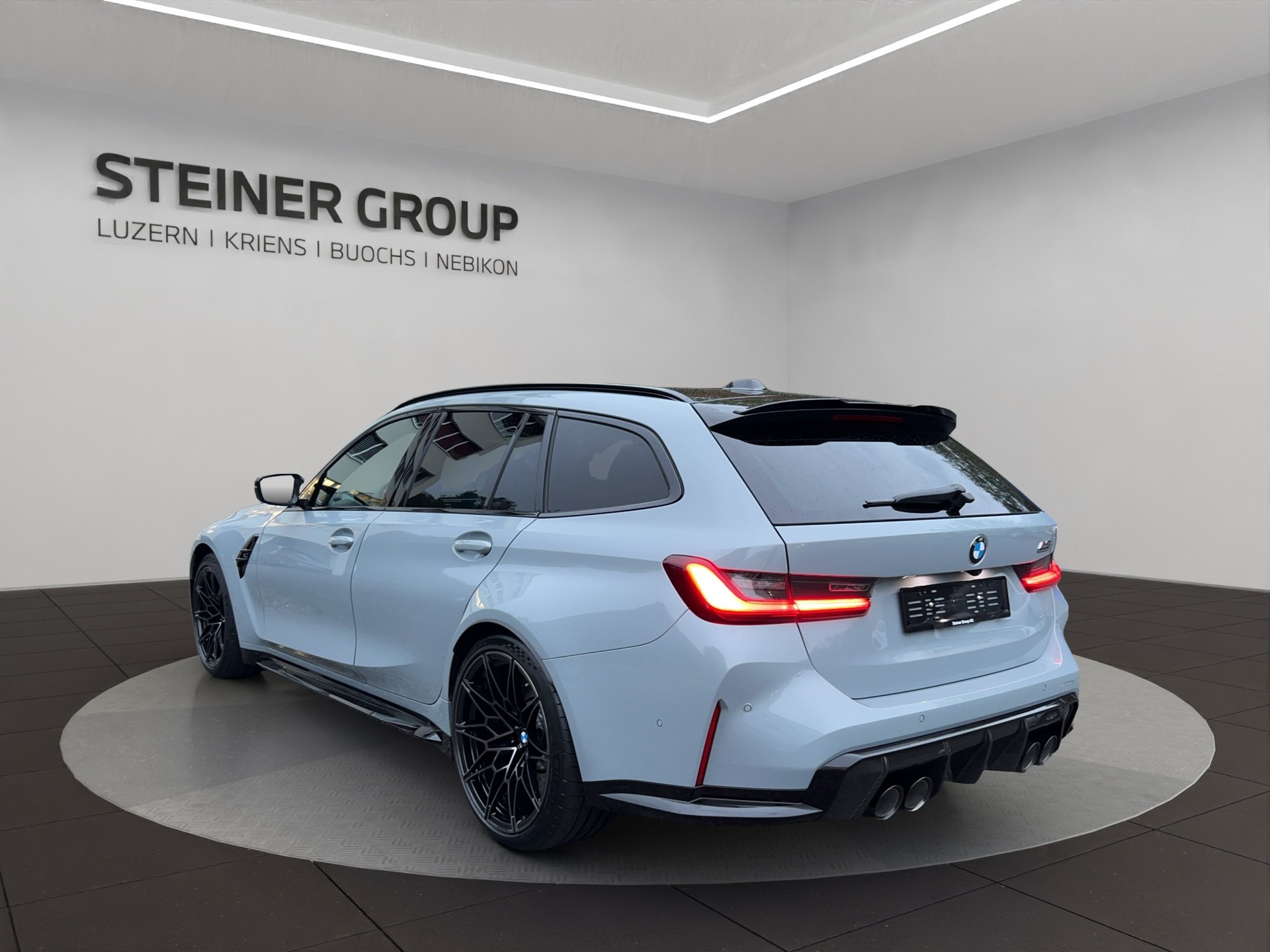 BMW M3 Touring xDrive Competition M-image-6