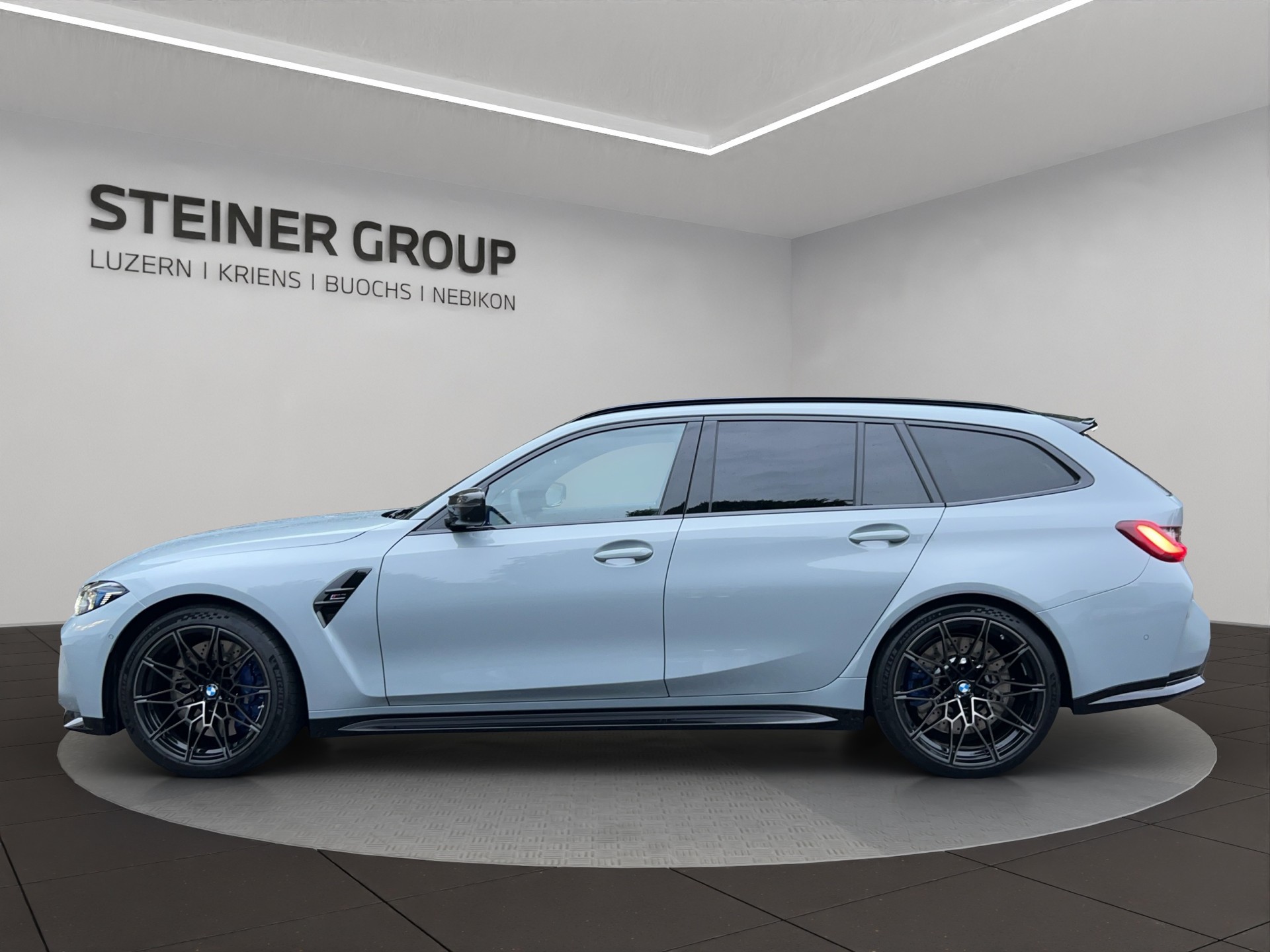 BMW M3 Touring xDrive Competition M-image-7