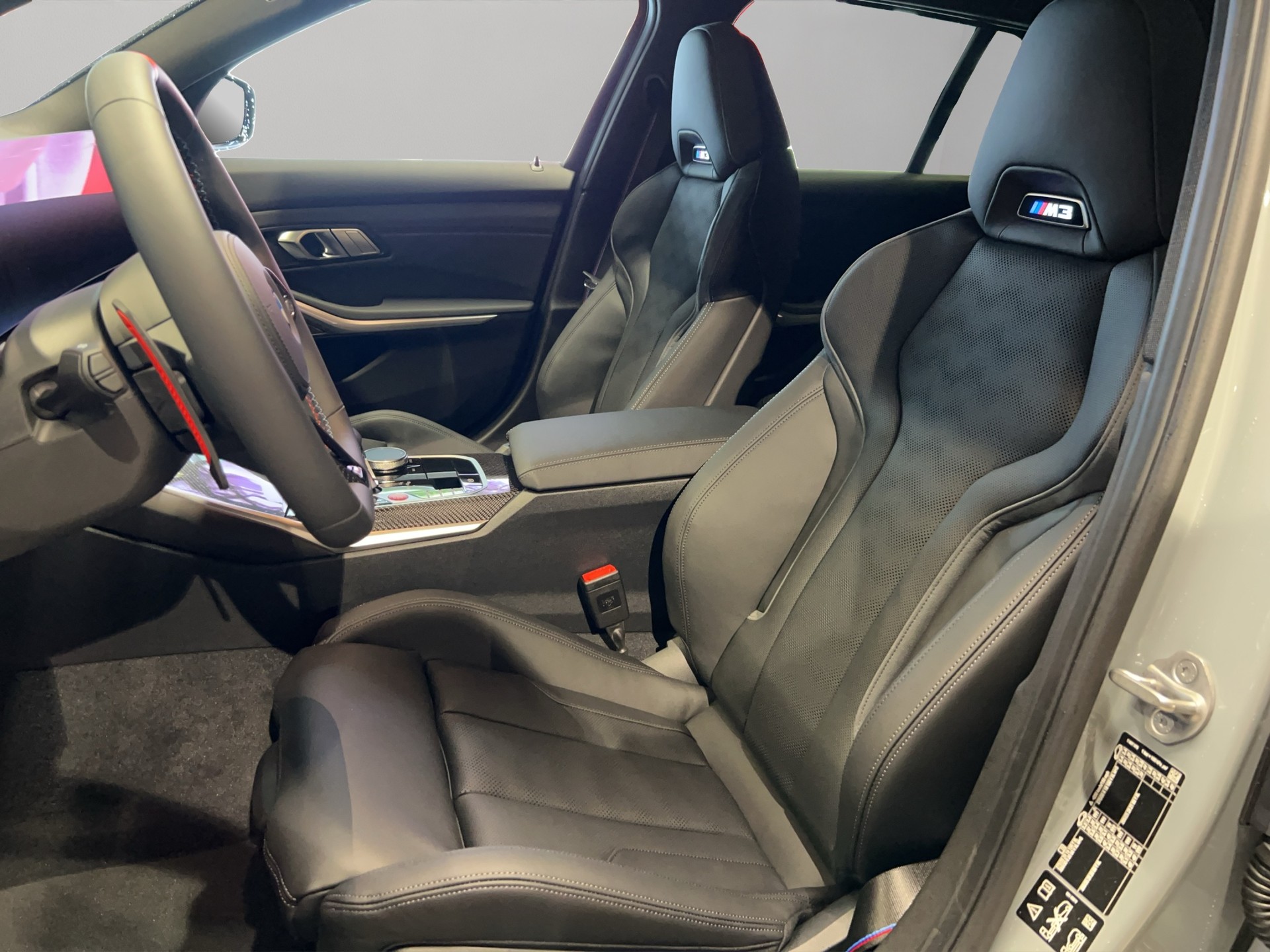 BMW M3 Touring xDrive Competition M-image-9