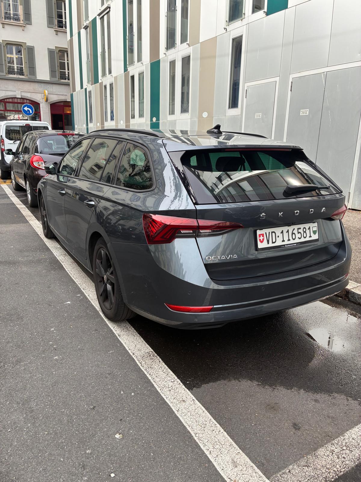 SKODA 2.0 TDI 150 Style DSG-image-1