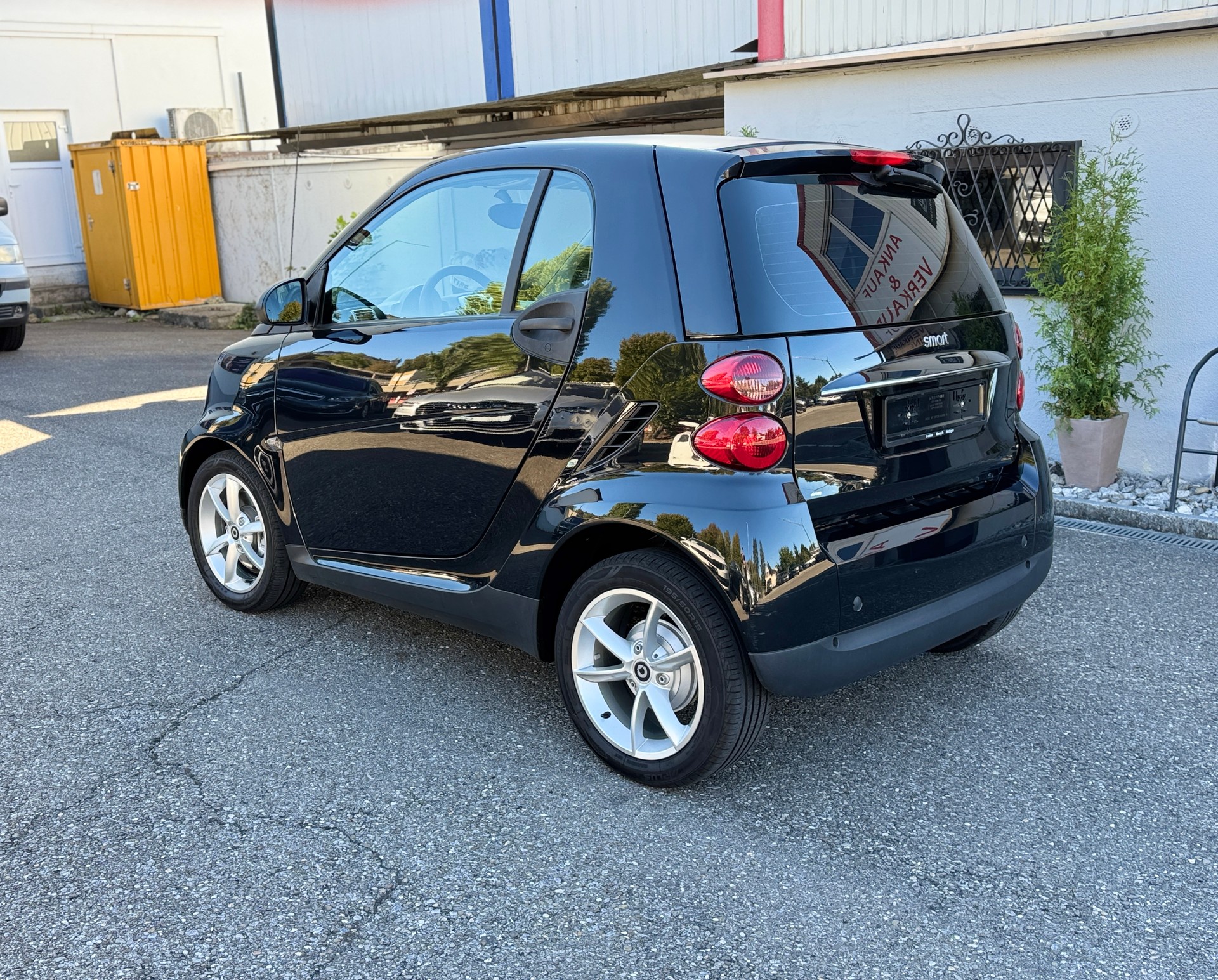 SMART fortwo pure softip-image-1
