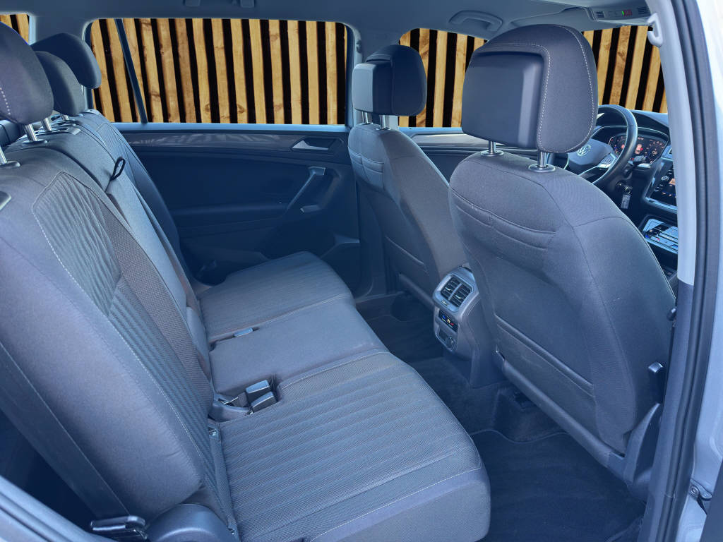 VW Tiguan Allspace 1.5 TSI Life DSG-image-5