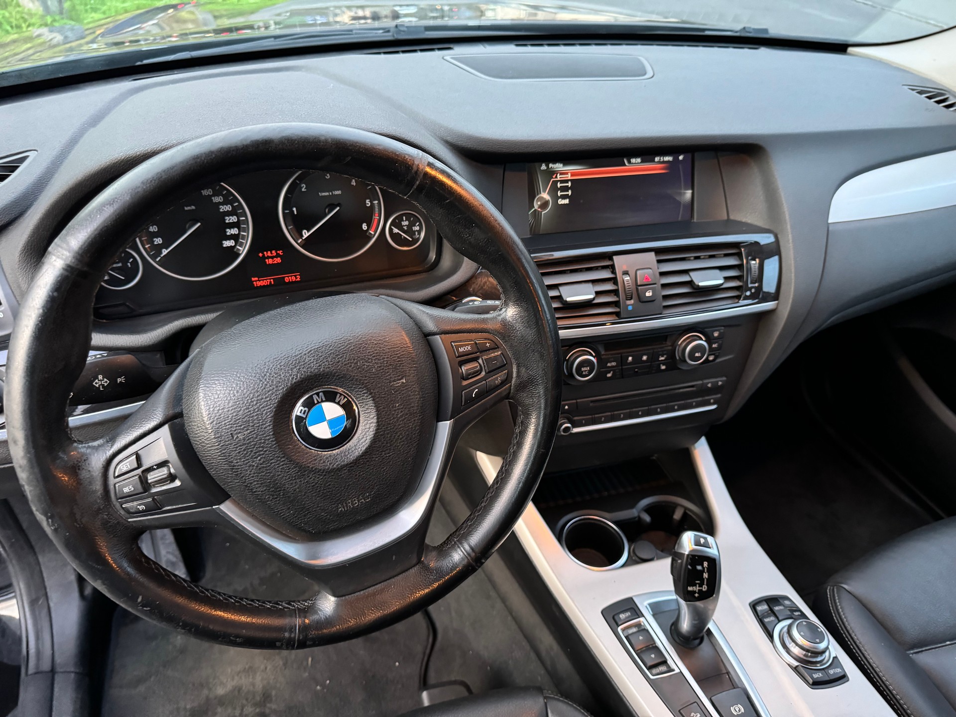 BMW X3 xDrive 20d Steptronic-image-10