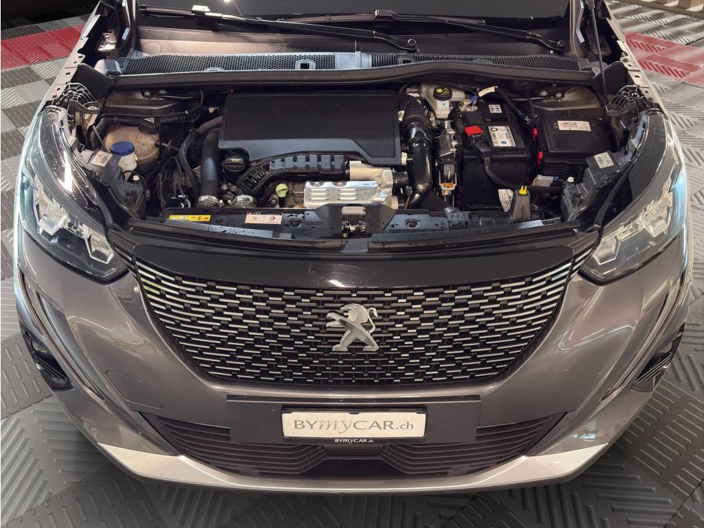 PEUGEOT 2008 1.2 PureTech Allure Pack EAT8-image-10