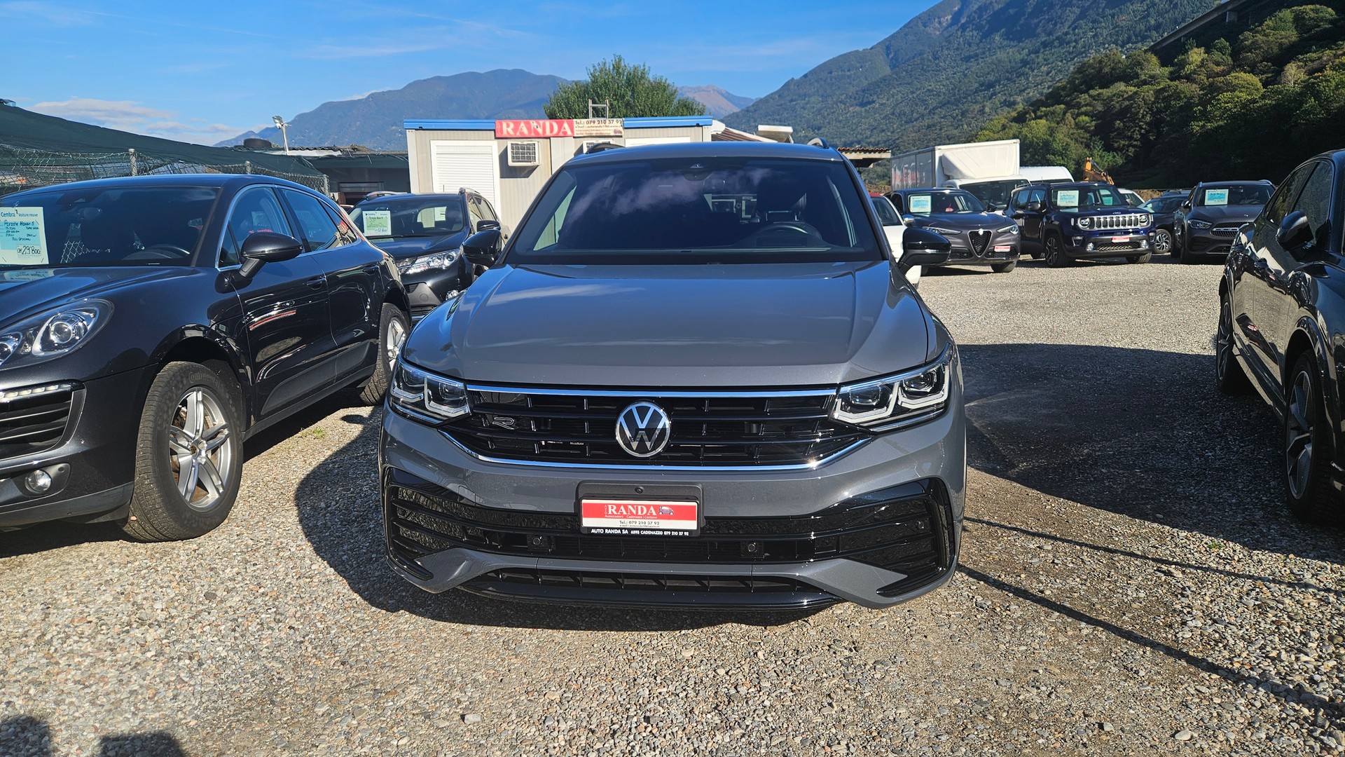 VW Tiguan 2.0 TDI SCR R-Line 4Motion DSG-image-0