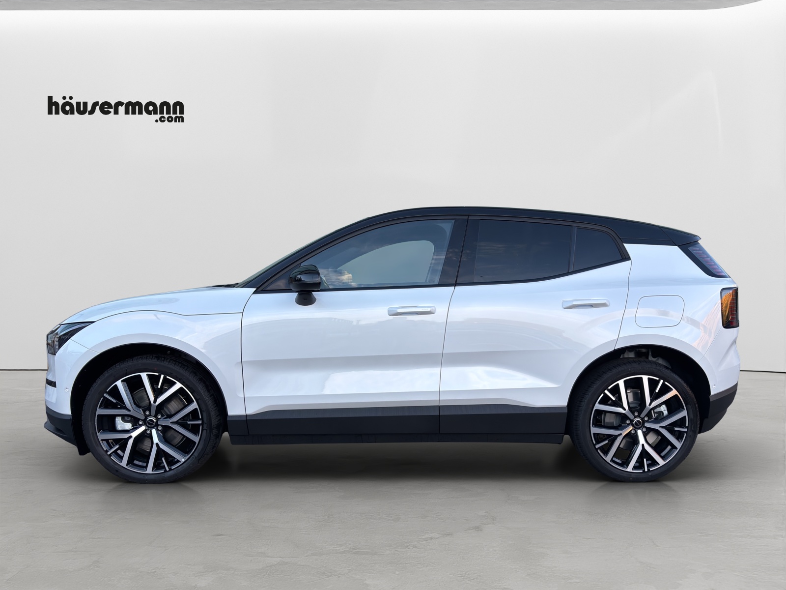VOLVO EX30 P8 Ultra AWD-showroom-element-1