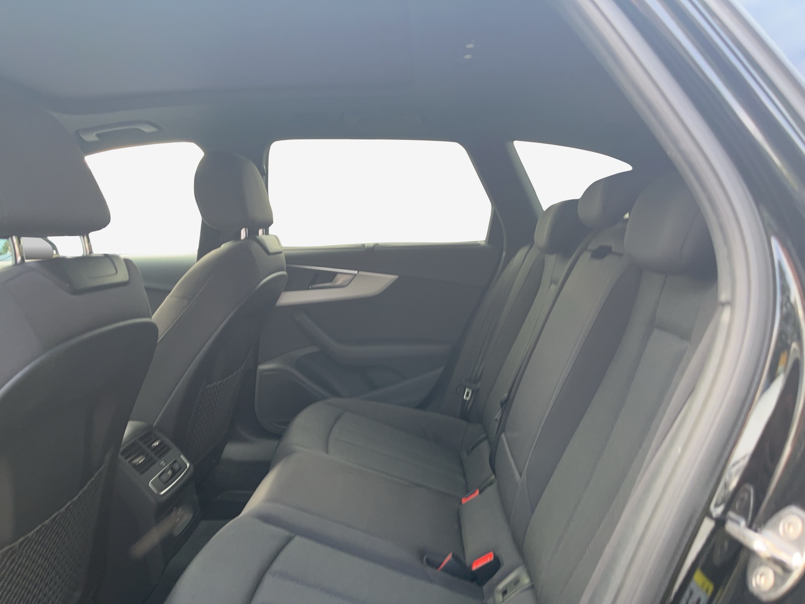 AUDI A4 Avant 50 TDI S line quattro tiptronic-image-9