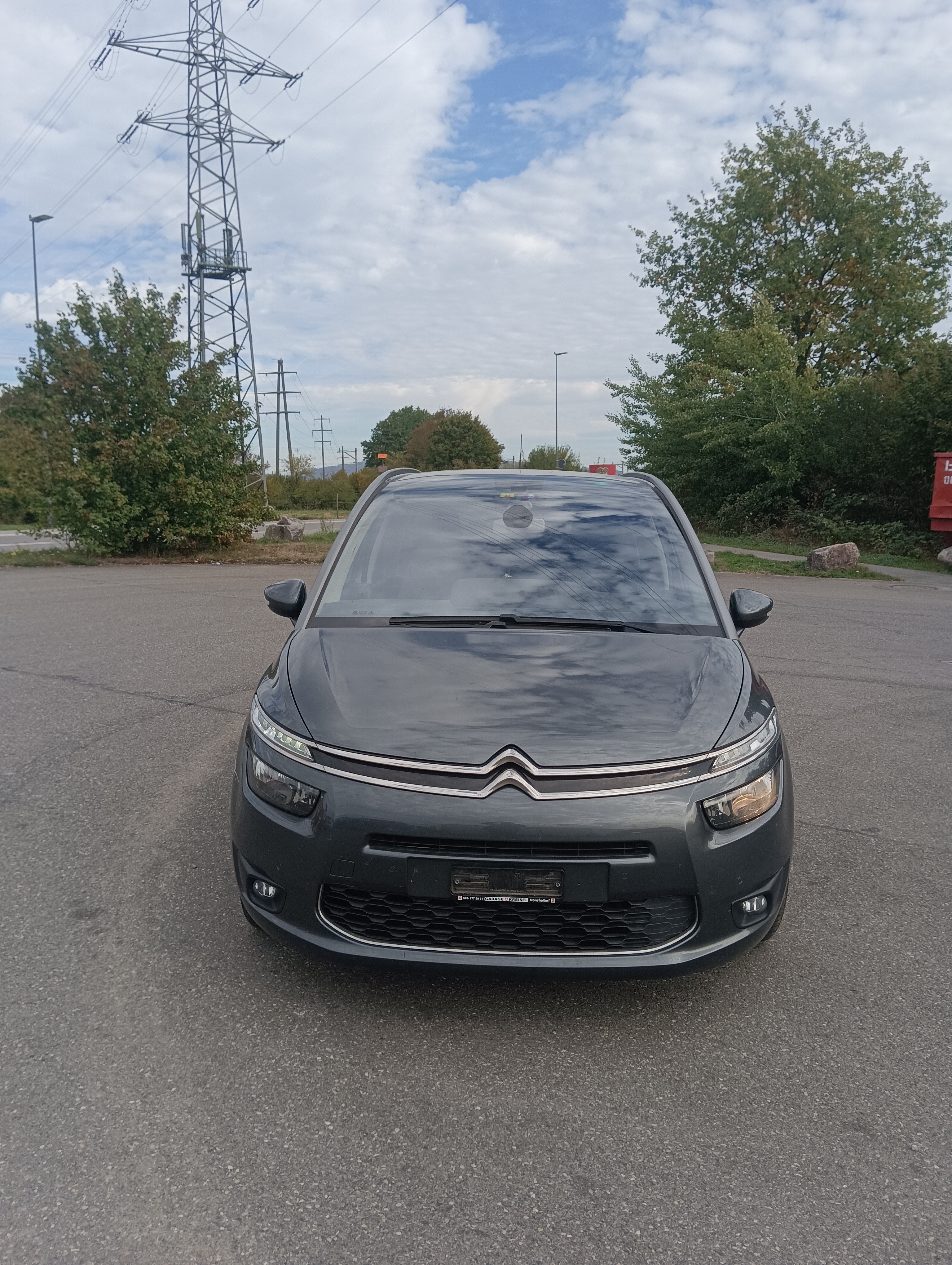 Car photo