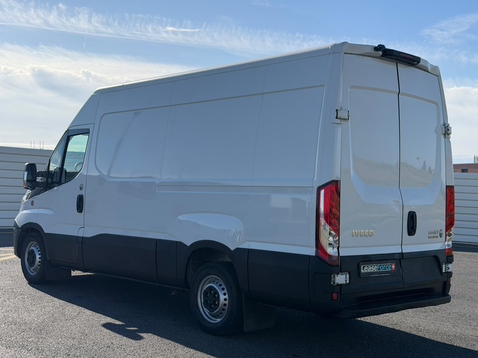 IVECO 35 S 21 A8 V-image-16