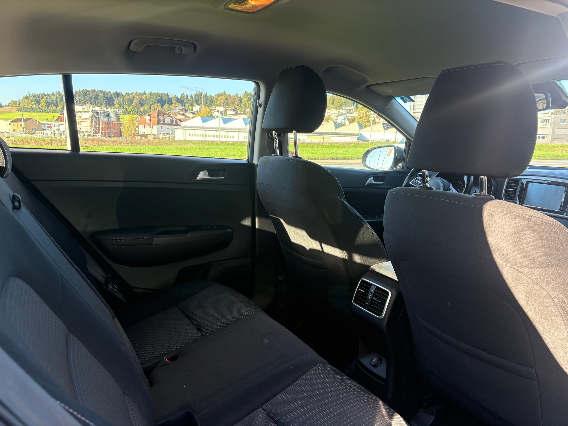 KIA Sportage 1.6CRDi Power 25 4WD Automat-image-8